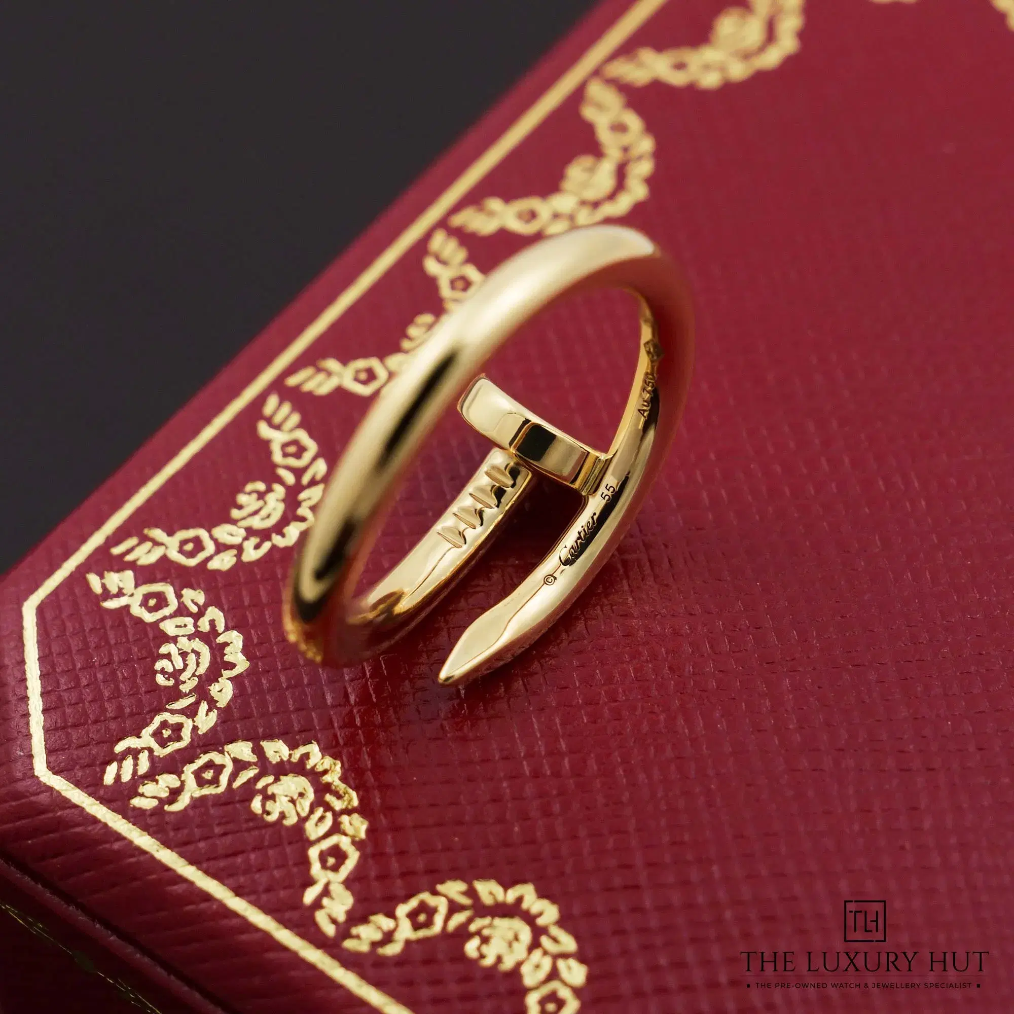 2026/10/1f8711dc-9980-46a6-a12a-07bb3a3d8802Cartier_Yellow_Gold_Juste_Un_Clou_Ring_LB1072-d.jpg.webp