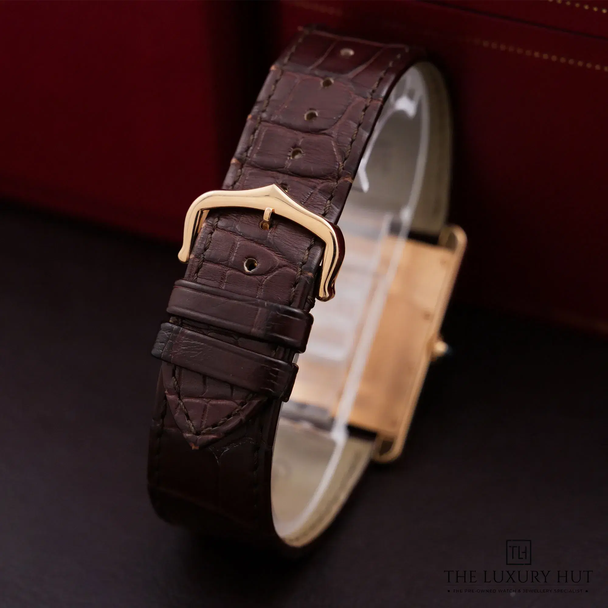2026/10/2a9ae9b8-d867-460f-aaa1-250186026b52Cartier_Tank_Louis_XL_Silver_Roman_Dial_53540-e.jpg.webp