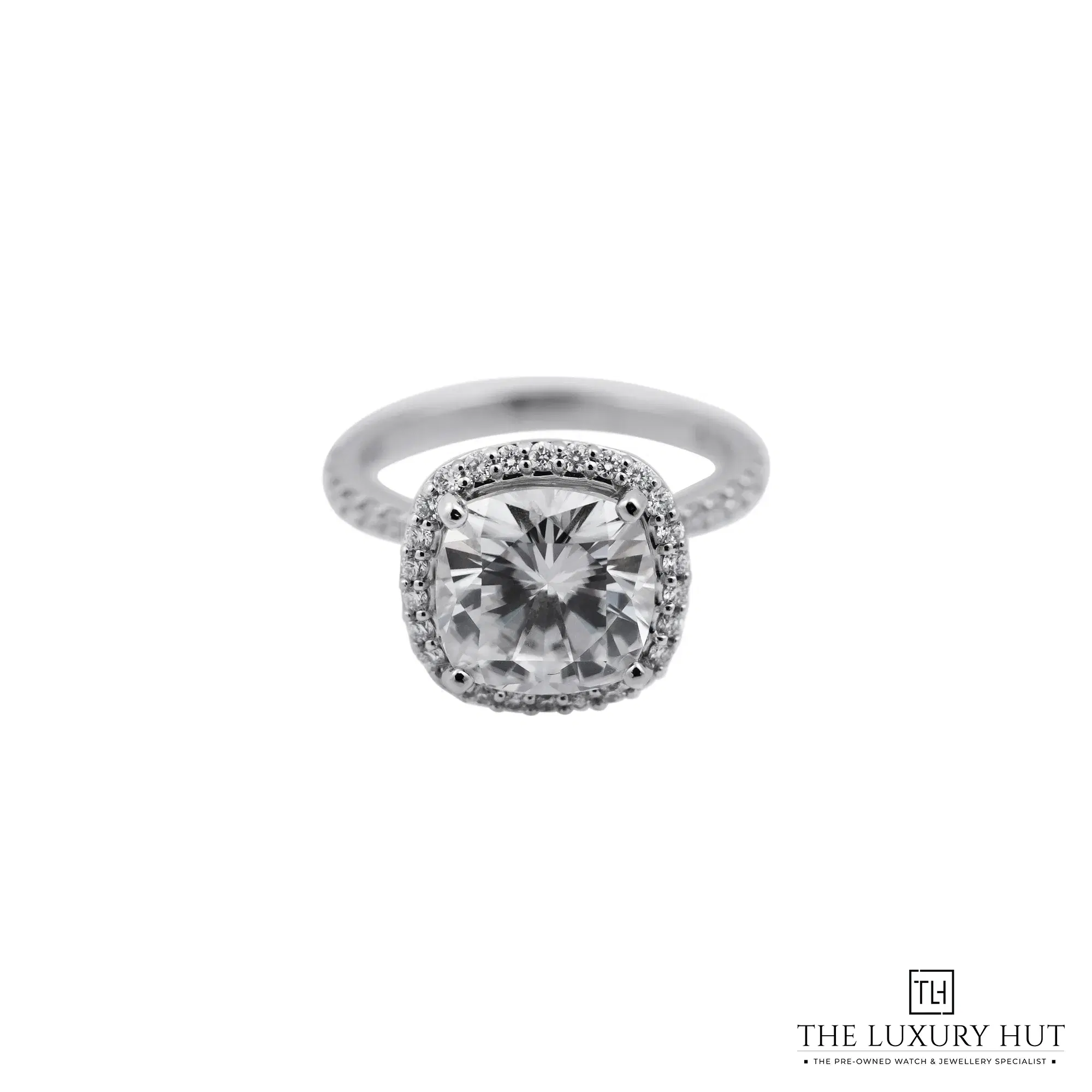 2026/10/2be19f5b-908f-47a2-aafa-4a40a8331516Platinum_Diamond_Halo_Engagement_Ring_LB999-a.jpg.webp