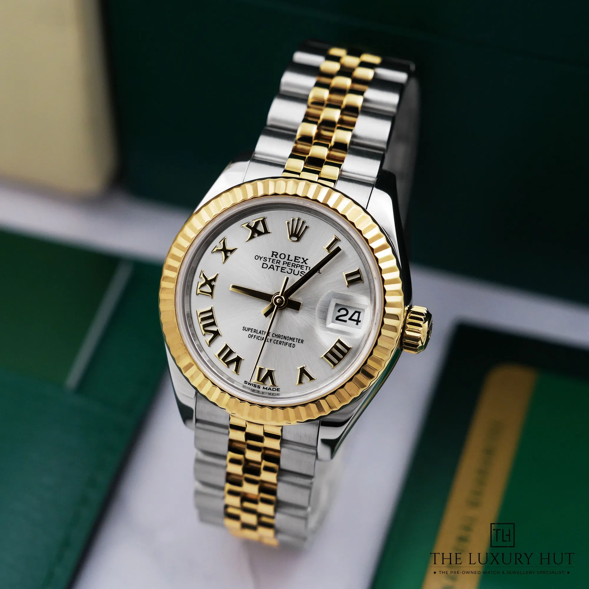 2026 10 2f5afc26 d67d 4e16 ae48 01e0f525591eRolex Lady Datejust 28mm Steel Yellow Gold Silver Dial 53486 b jpg webp