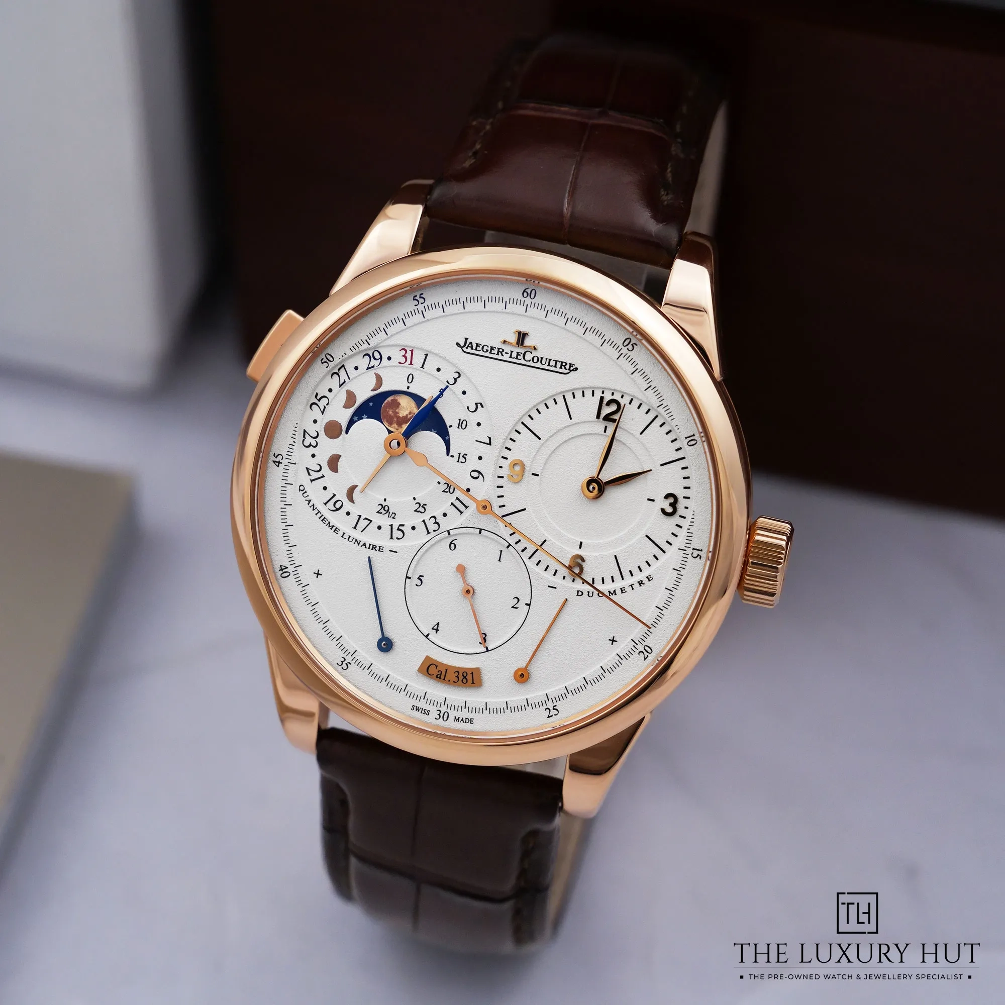 2026/10/42e34a57-bd14-4afe-b2db-22be279717e3Jaeger_Lecoultre_Duometre_Quantieme_Silver_LB1051-b.jpg.webp