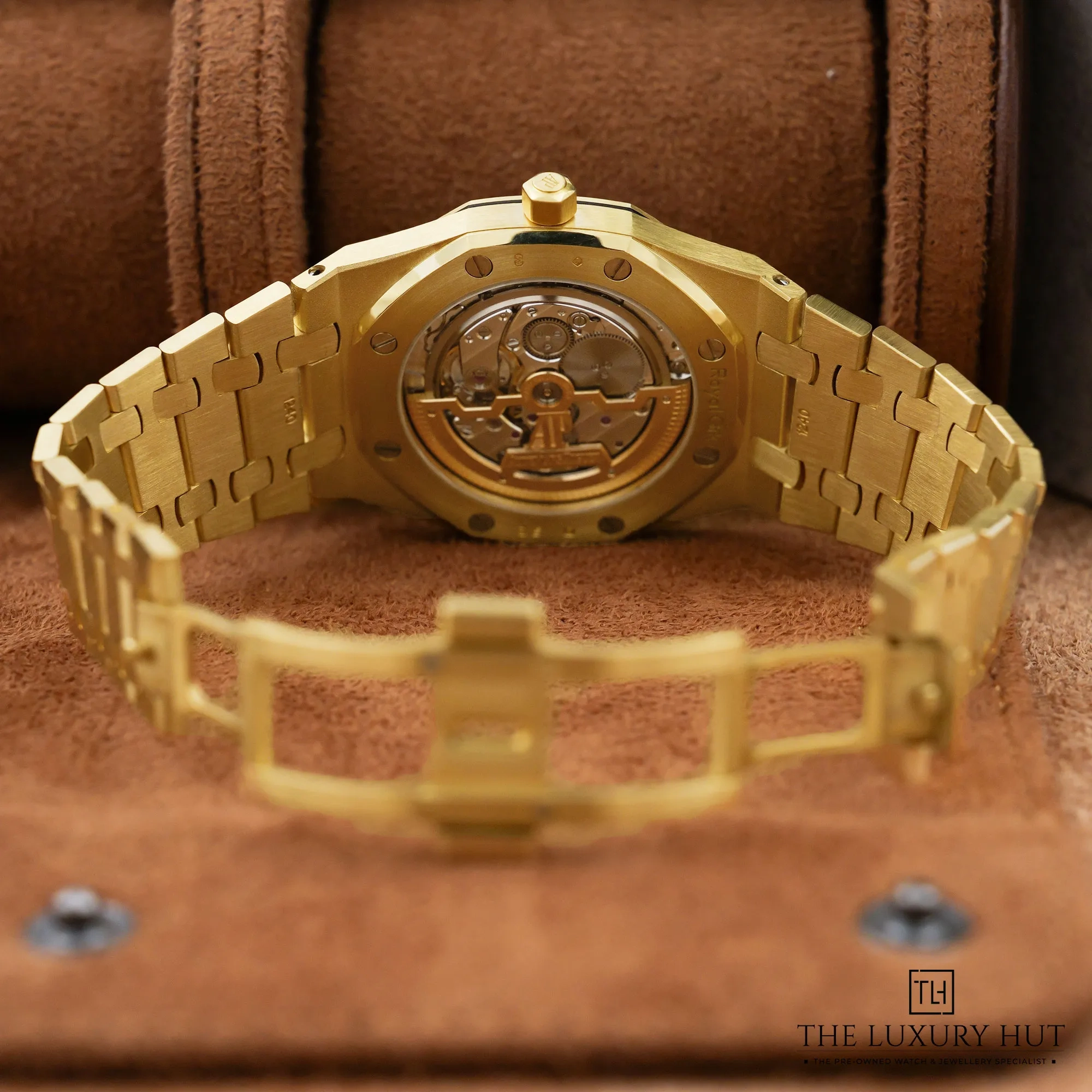 2026/10/50c35bd0-3968-4f89-a325-ac4062777eb9Audemars_Piguet_Royal_Oak_Yellow_Gold_39mm_Blue_LB893-d.jpg.webp
