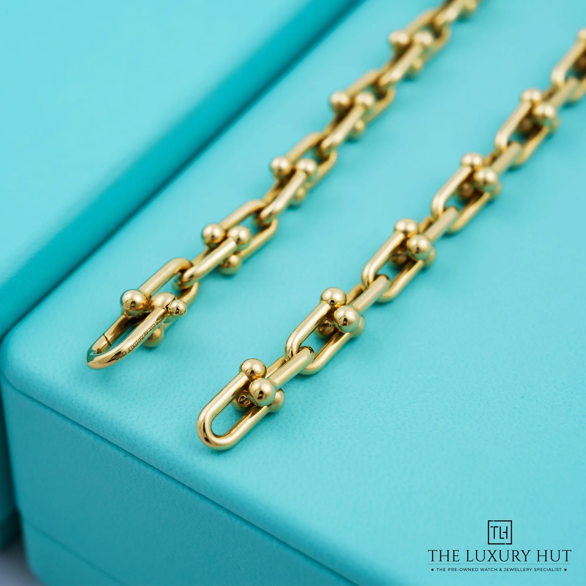 2026/10/51bd814f-8111-4d70-8ffa-ed5aaced6b51Tiffany_Hardwear_Link_Necklace_Yellow_Gold_53510-c.jpg.webp