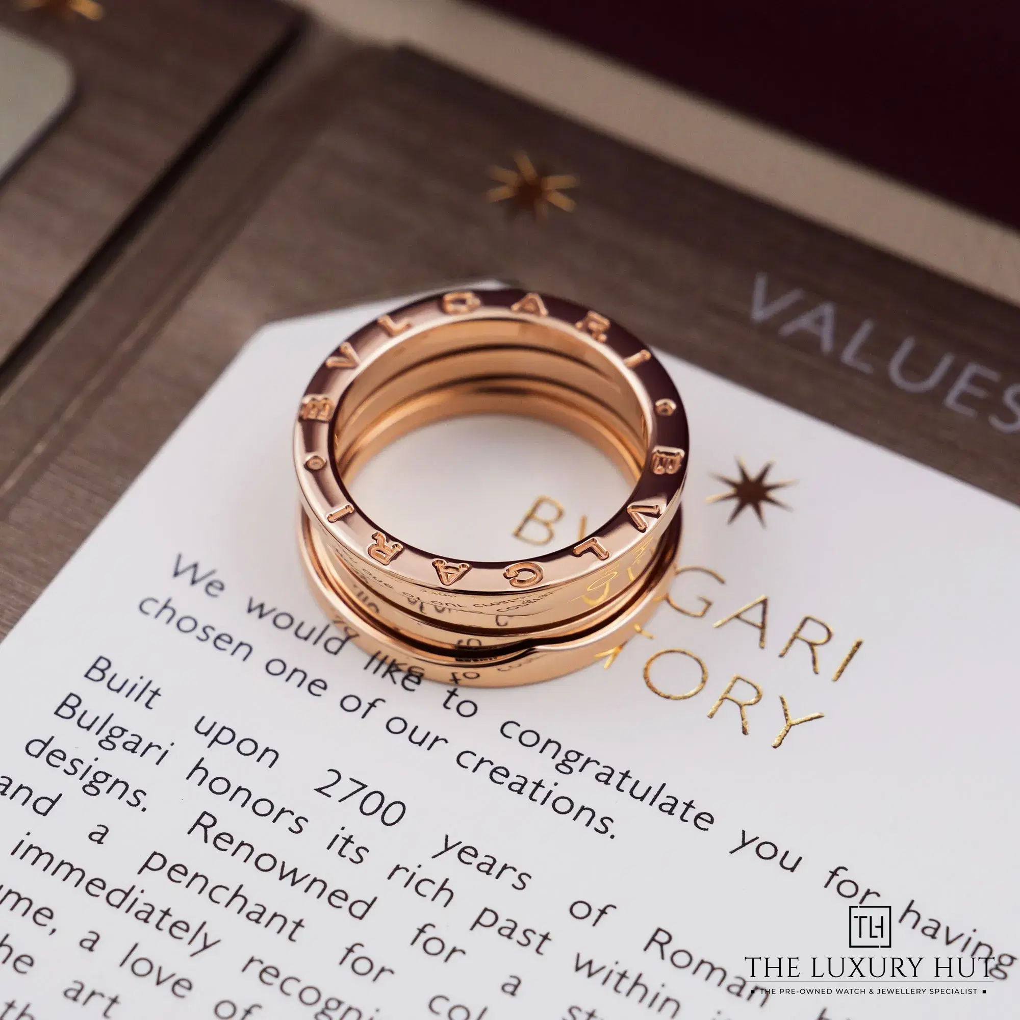 2026/10/52914e31-fa50-4d38-93f7-0ee8b554a1b8Bvlgari_BZero1_Rose_Gold_Three-Band_Ring_LB1076-b.jpg.webp