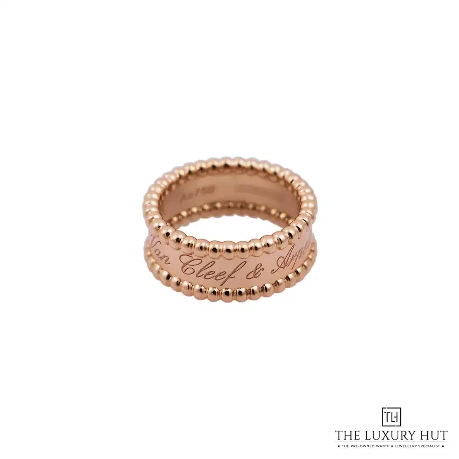 Van Cleef Arpels Rose Gold Perl e Signature Ring VCARN32400