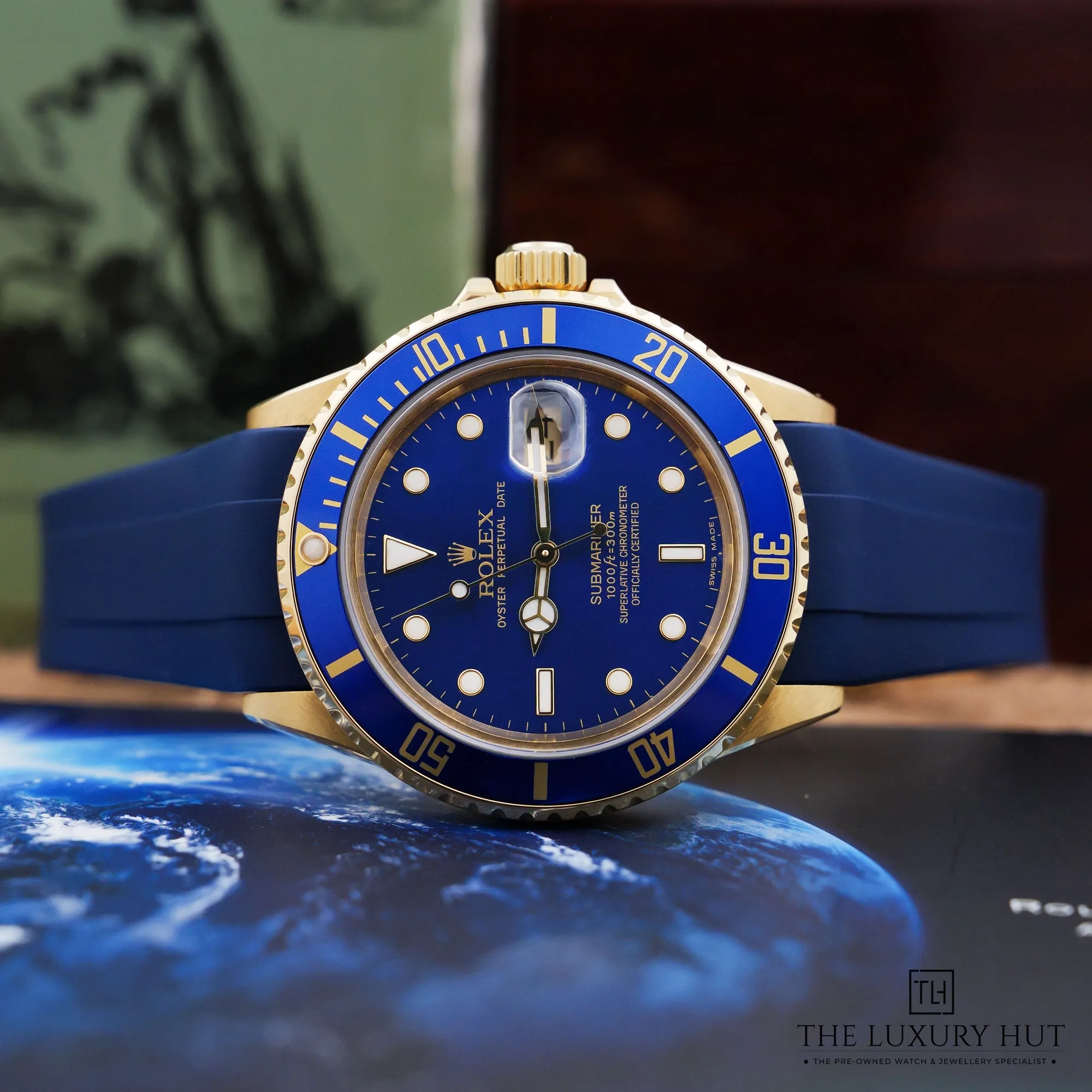 2026 10 6ab9156b 7120 4107 88d9 b7ae02743057Rolex Submariner Date Yellow Gold 40mm Blue Dial 52928 c jpg webp