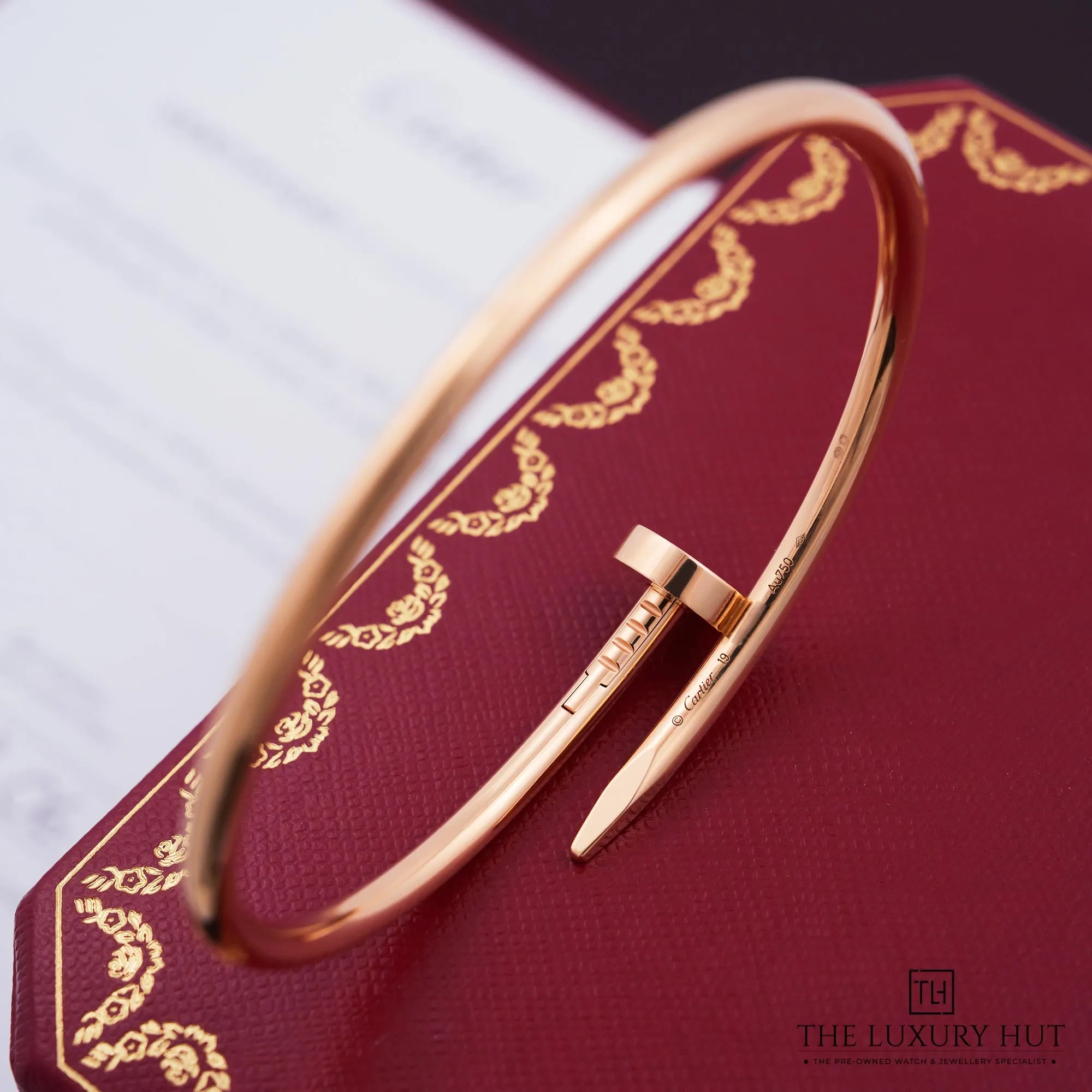 2026/10/6c74163b-53c7-4959-bd77-351d2b135d74Cartier_18ct_Rose_Gold_Juste_Un_Clou_Bracelet_53479-d.jpg.webp