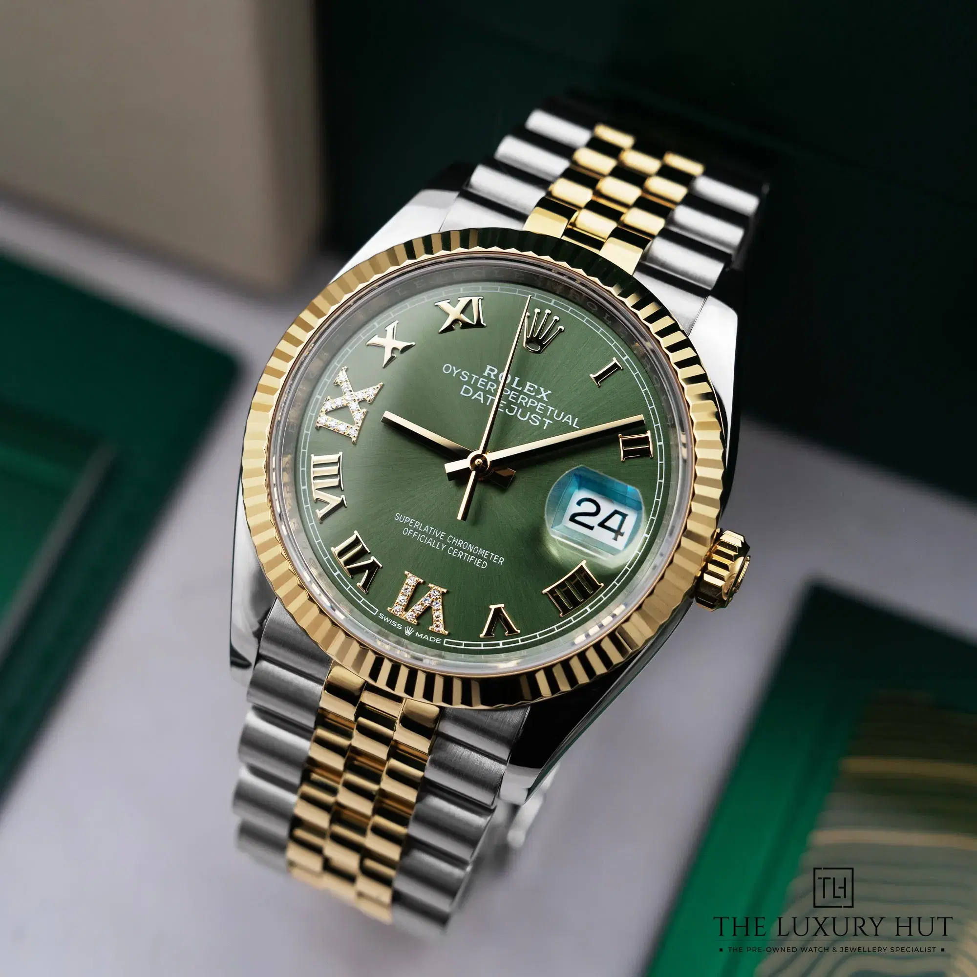 2026/10/7535b6aa-86e8-4d3a-b484-6cb0c4c610b2Rolex_Datejust_36_Olive_Green_Roman_Diamond_Dial_LB1068-b.jpg.webp