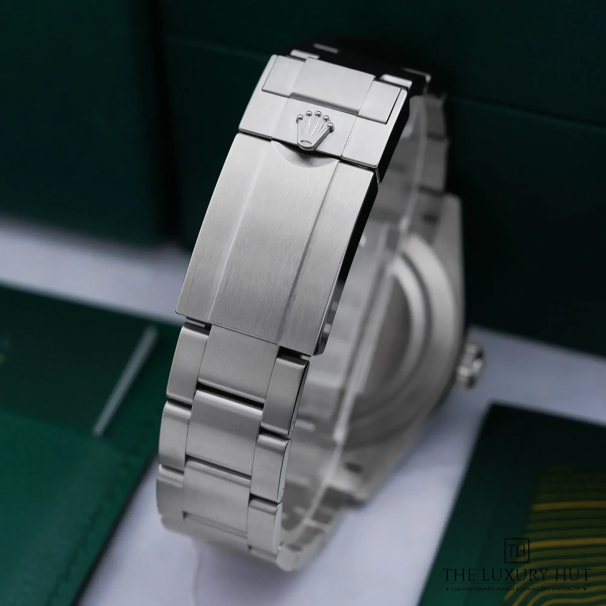 2026/10/7954c626-7b6e-4aa8-8e0b-0717c54f4f4eRolex_Explorer_40_Stainless_Steel_Black_Dial_53520-e.jpg.webp