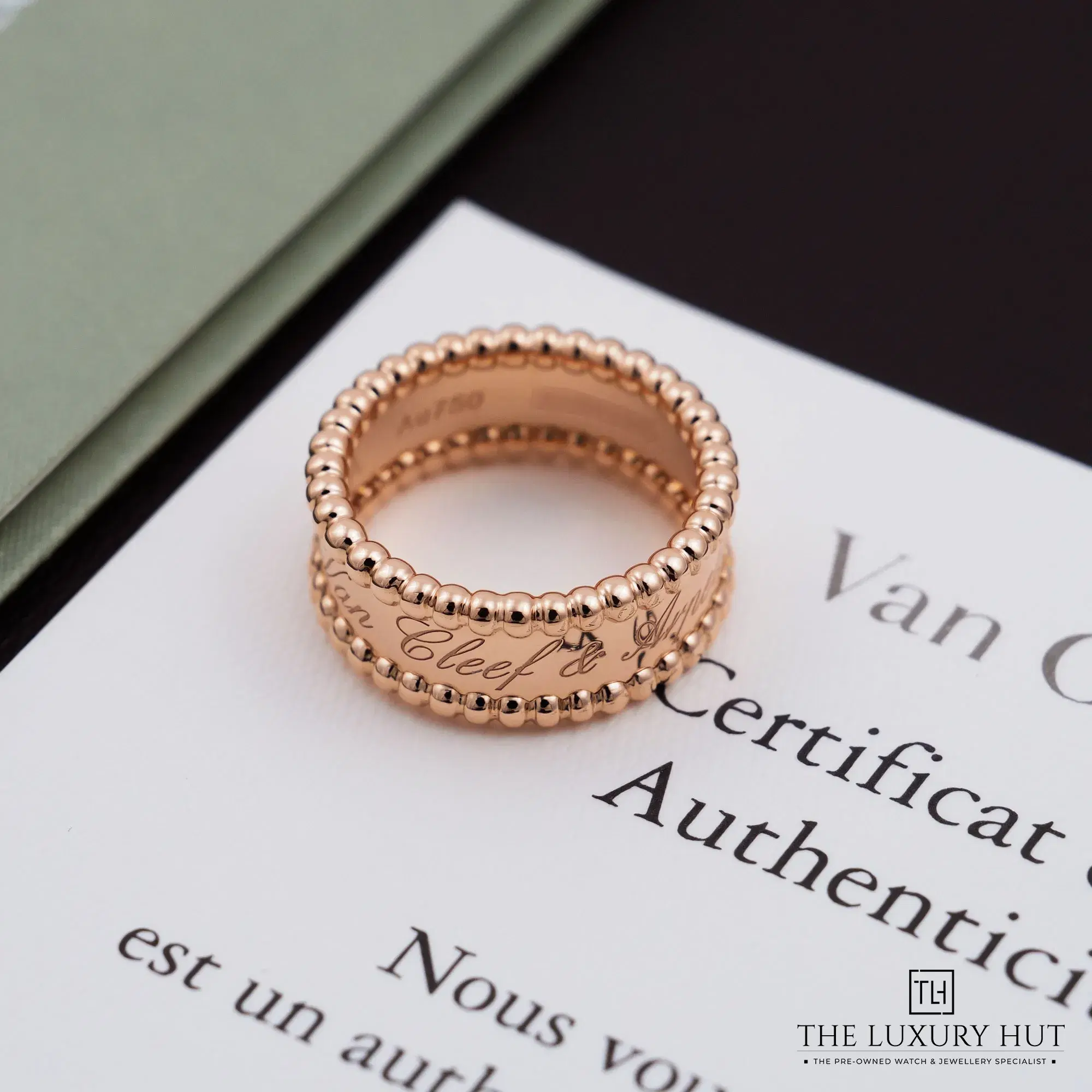 2026/10/81dcdff4-94fb-4e07-bda8-4bd2cfc361b7Van_Cleef_&_Arpels_Gold_Perlee_Signature_Ring_LB1080-b.jpg.webp