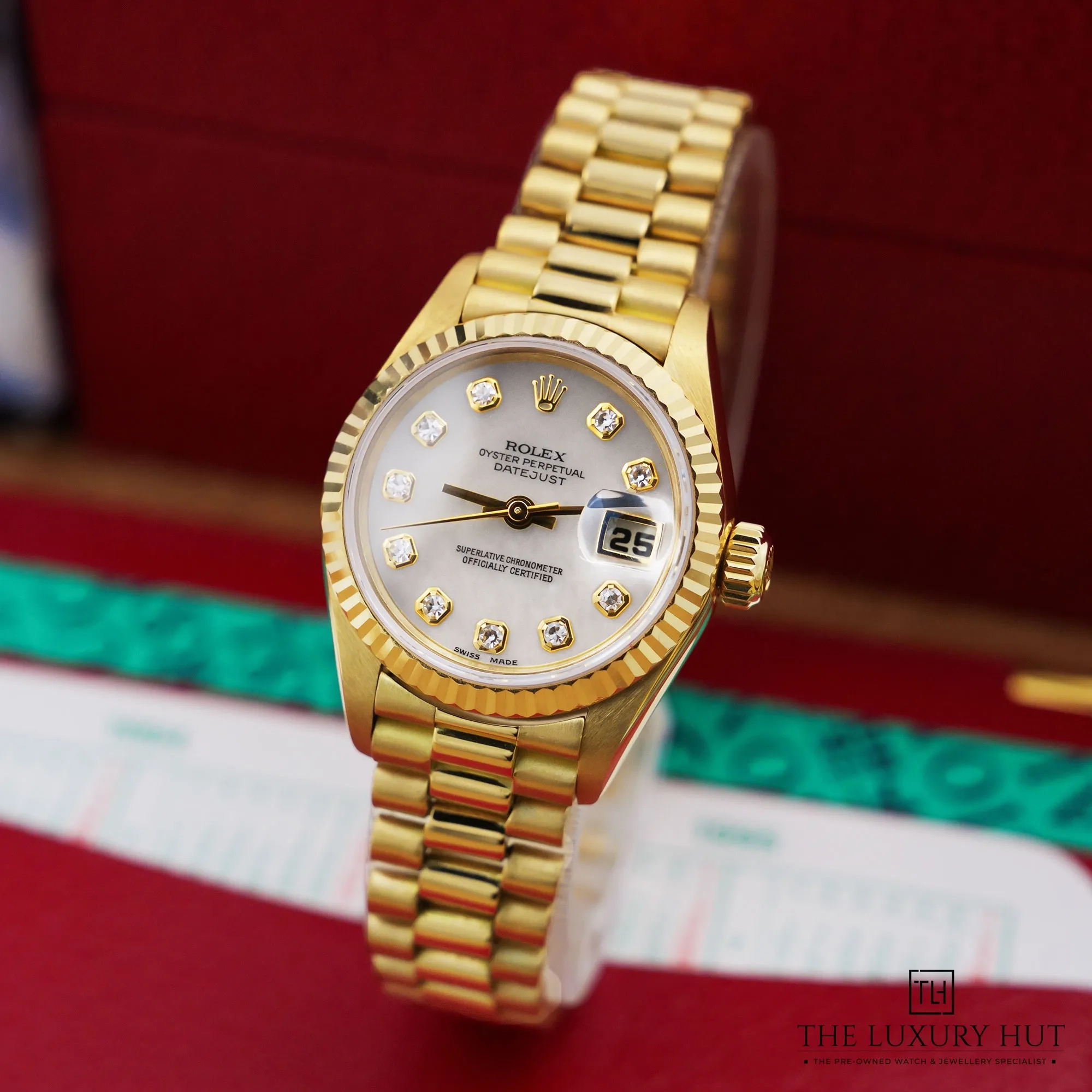2026/10/8b67b353-e57a-4fe6-b874-da3e33cee4d0Rolex_Lady-Datejust_26mm_MOP_Diamond_53402-b.jpg.webp