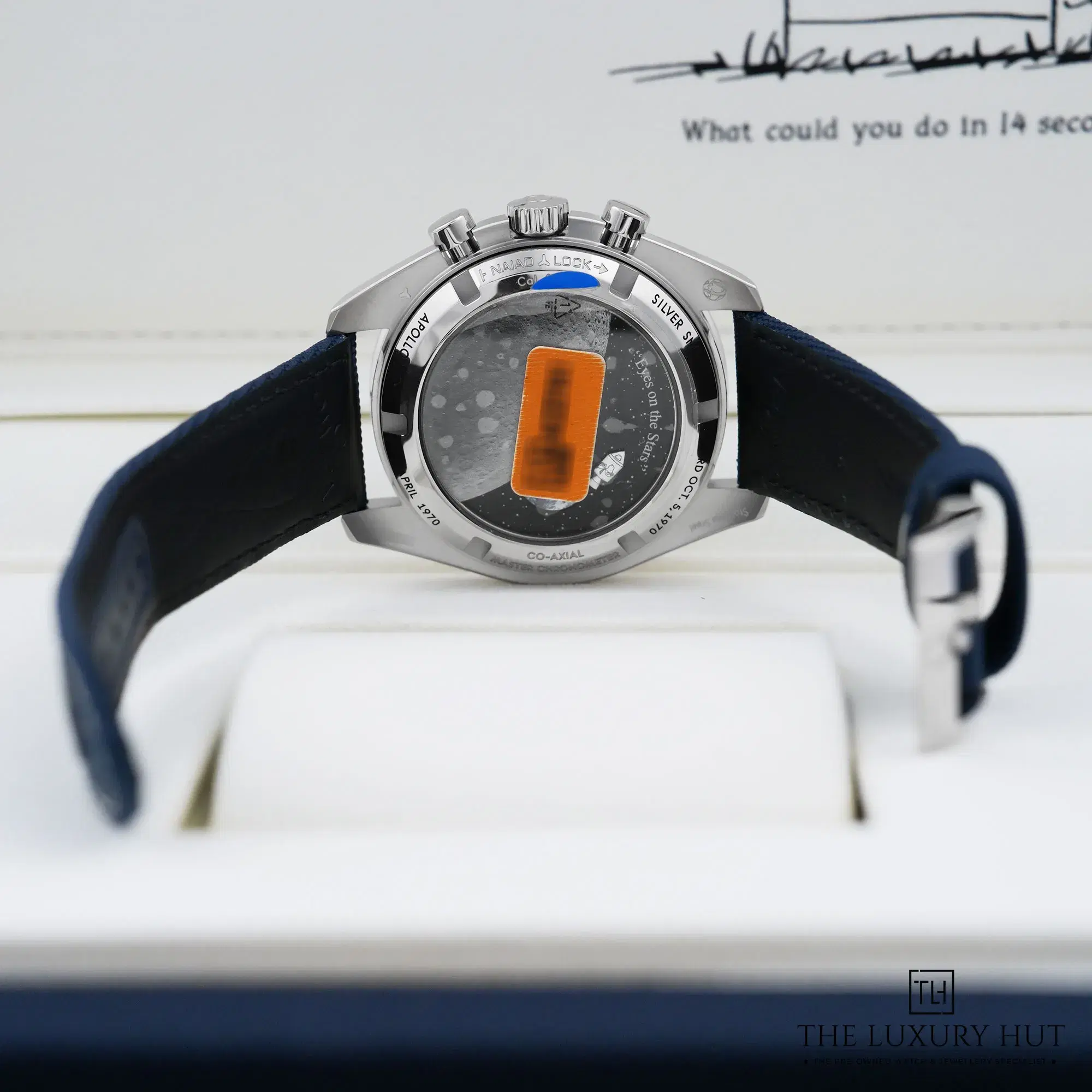 2026/10/954e3d74-b499-4ec2-91d3-1393afb4399dOmega_Speedmaster_Moonwatch_Silver_Snoopy_Award_53458-d.jpg.webp