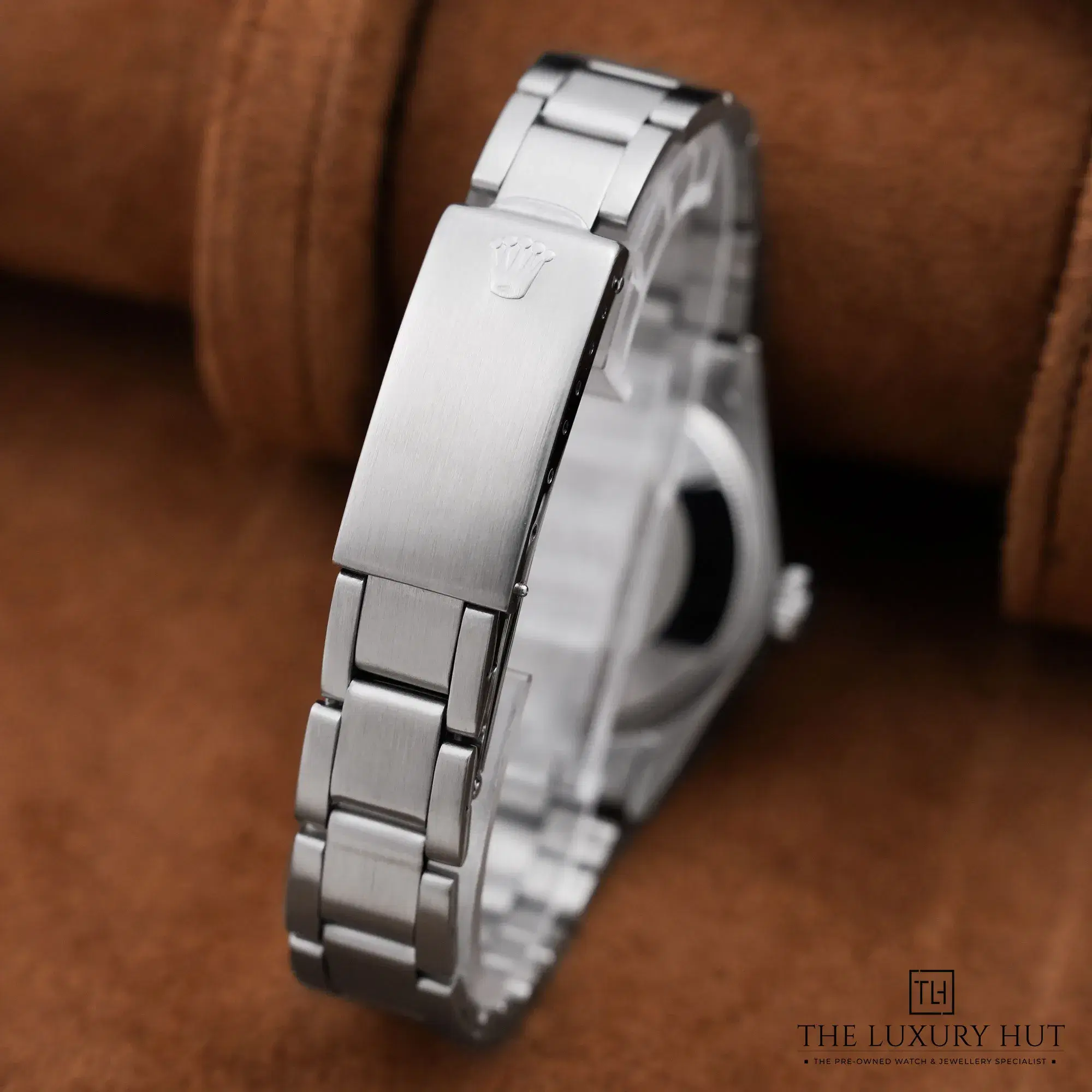 2026/10/a7d3e5c9-9021-4131-837b-e83203be86a6Rolex_Oyster_Perpetual_Date_Steel_34mm_White_Dial_53434-e.jpg.webp