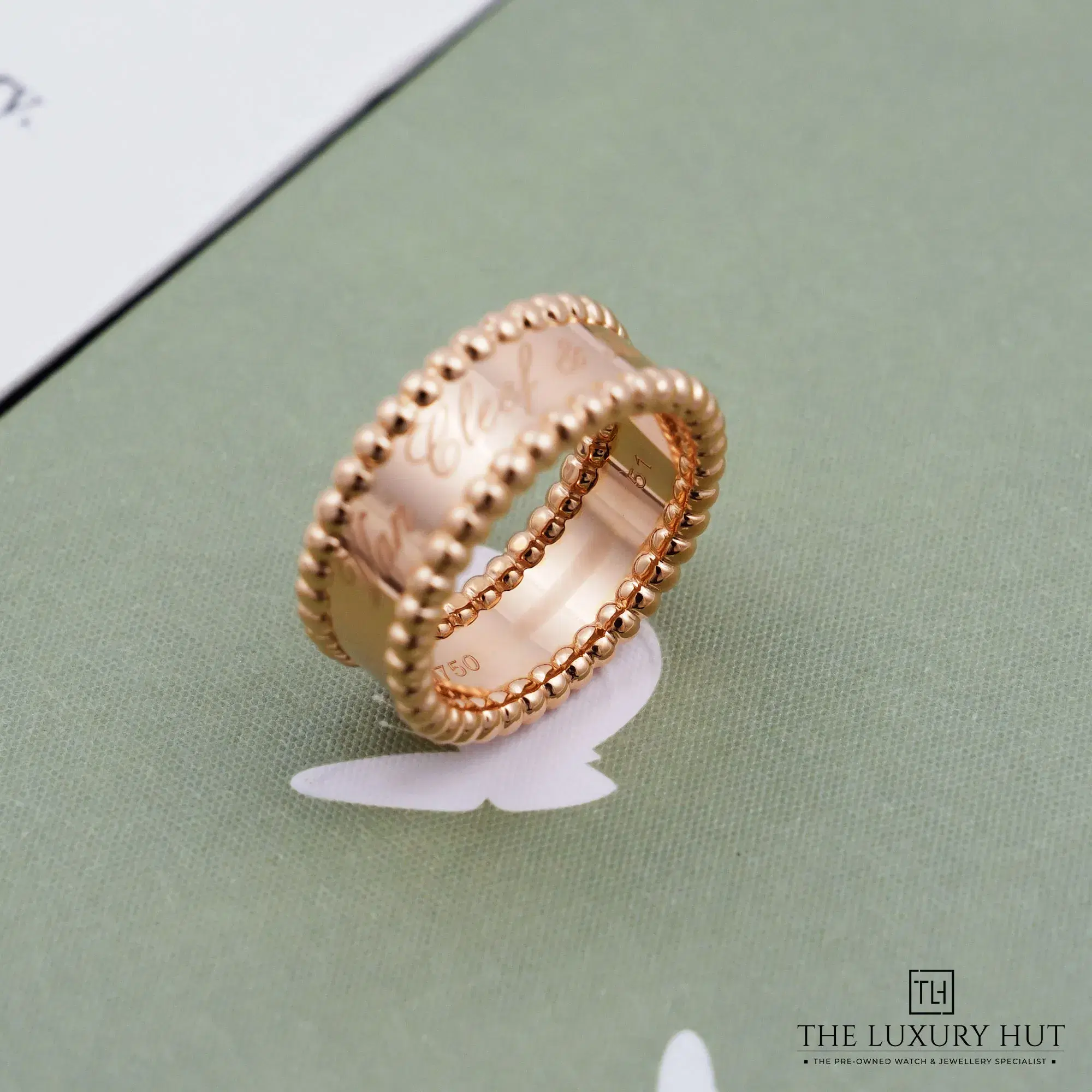 2026/10/a91a1da8-0dbb-4c54-8fd5-cda6f913ac10Van_Cleef_&_Arpels_Gold_Perlee_Signature_Ring_LB1080-c.jpg.webp