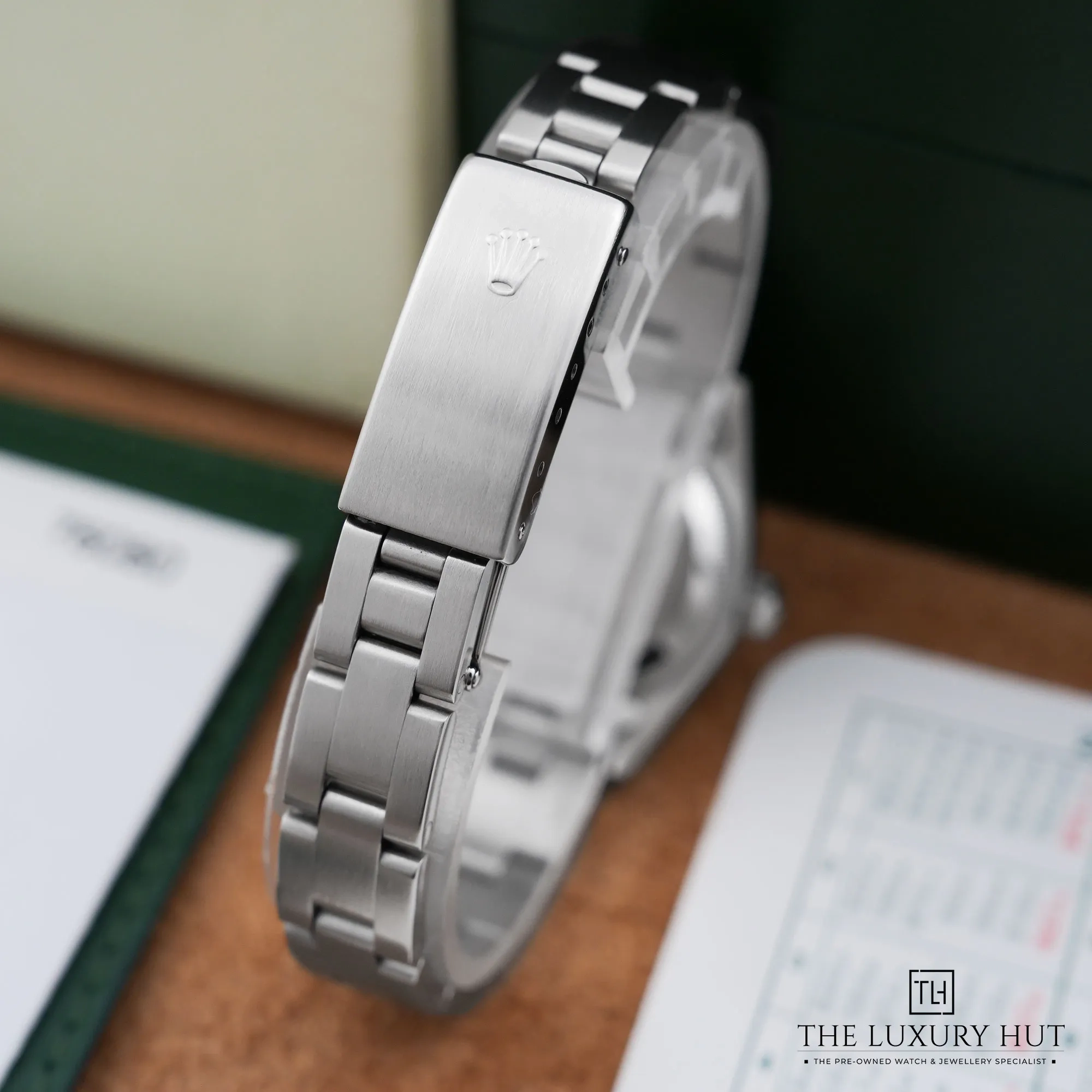 2026/10/aff0cf39-f7d0-4f63-b62b-92b54afd6229Rolex_Lady_Oyster_Perpetual_Steel_Black_Dial_53342-e.jpg.webp