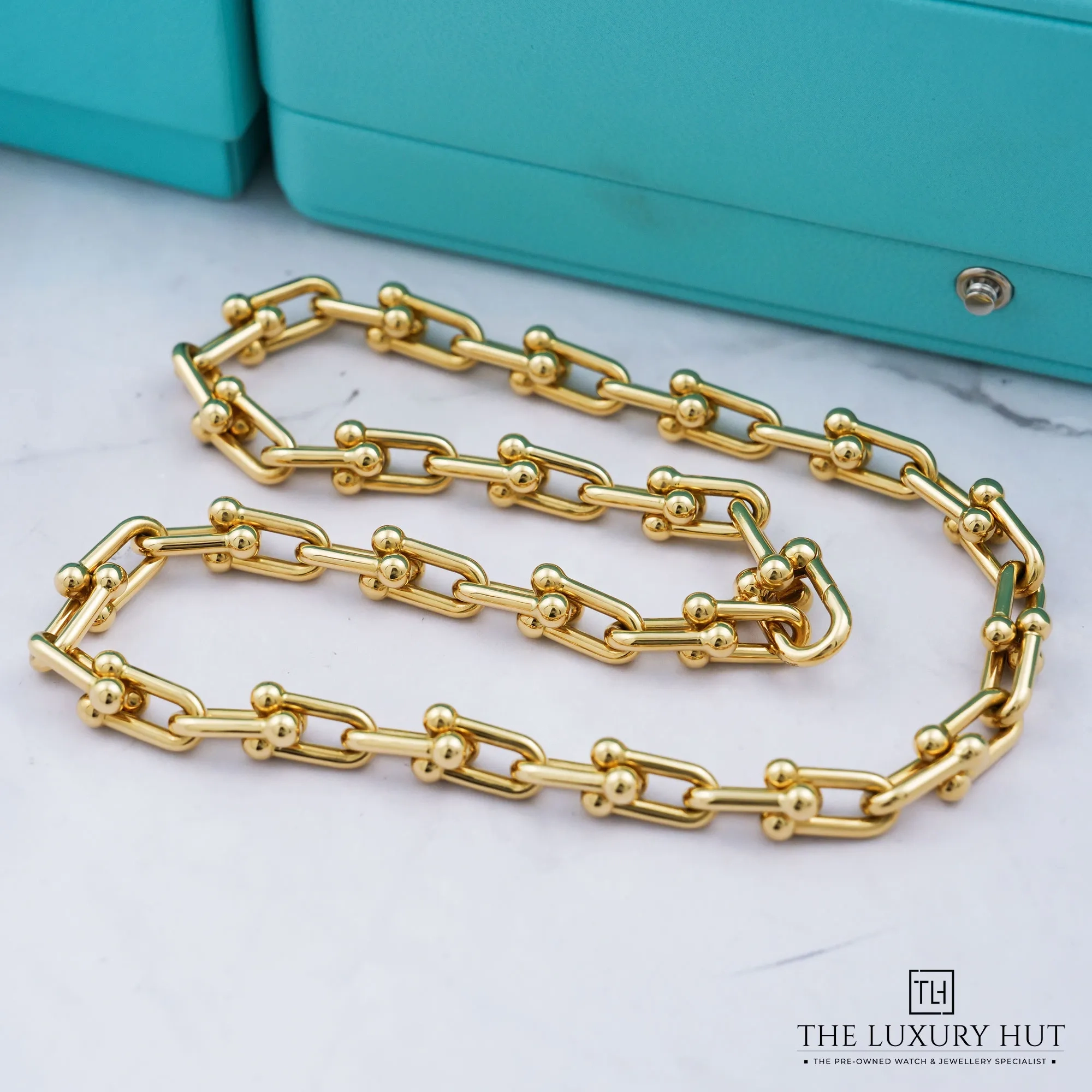 2026/10/c4b3be5f-17a3-4f59-b1ff-0a1af155bb61Tiffany_Hardwear_Link_Necklace_Yellow_Gold_53510-b.jpg.webp