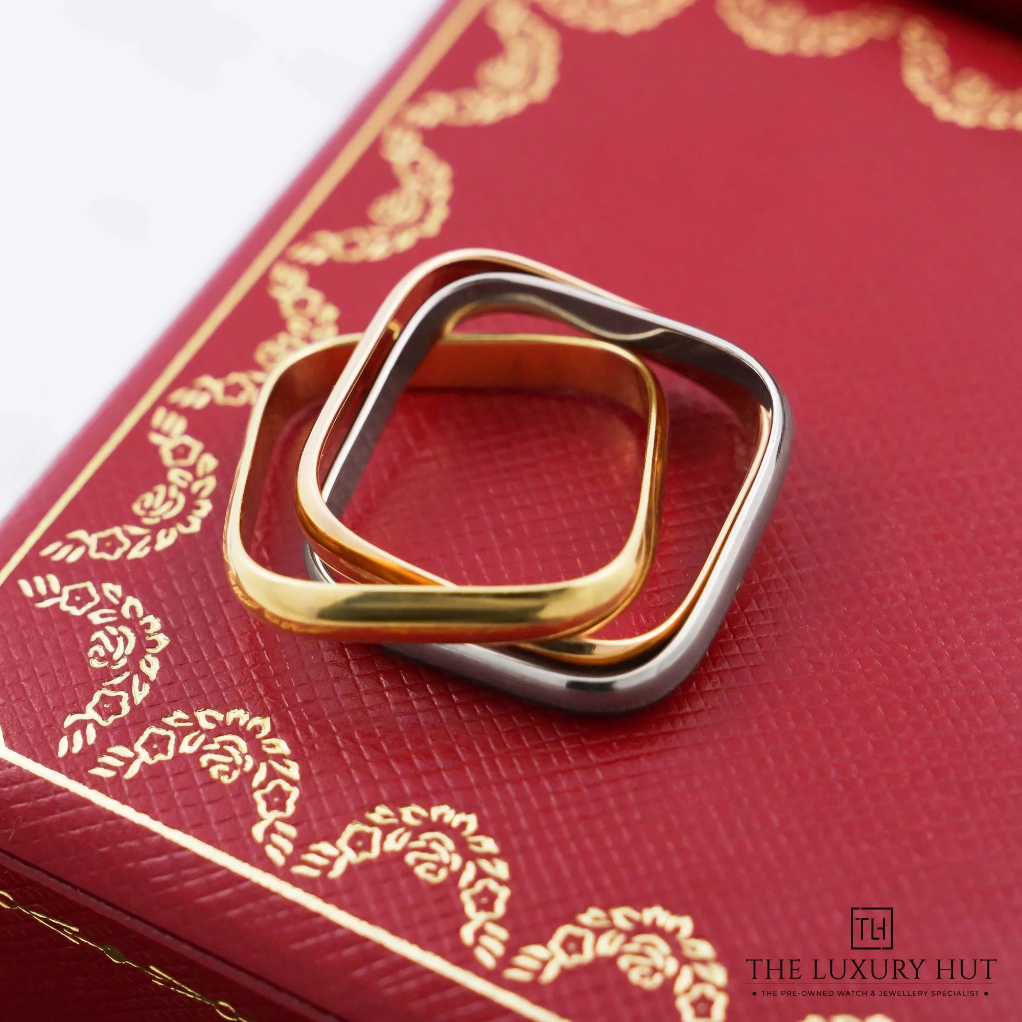 2026/10/d53d49ff-d36c-4211-9c08-0379e4a75cffCartier_Trinity_Cushion_Gold_Ring_53481-c.jpg.webp