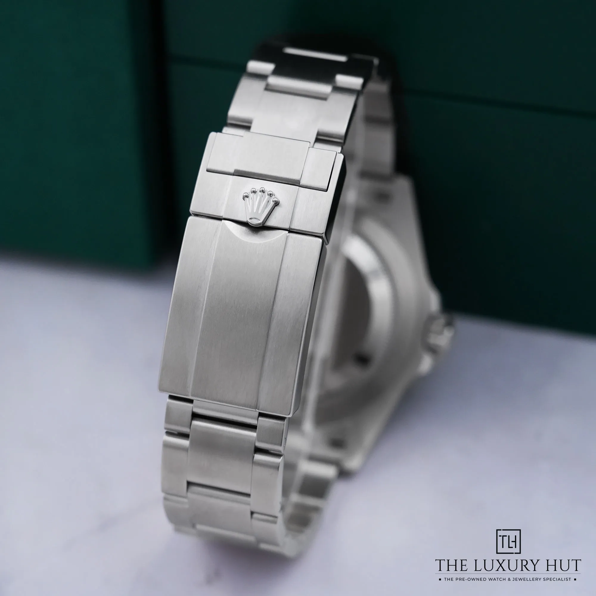 2026/10/d6006a3b-af0e-4143-bfb3-d2f99306e797Rolex_Air-King_Black_Dial_LB997-e.jpg.webp