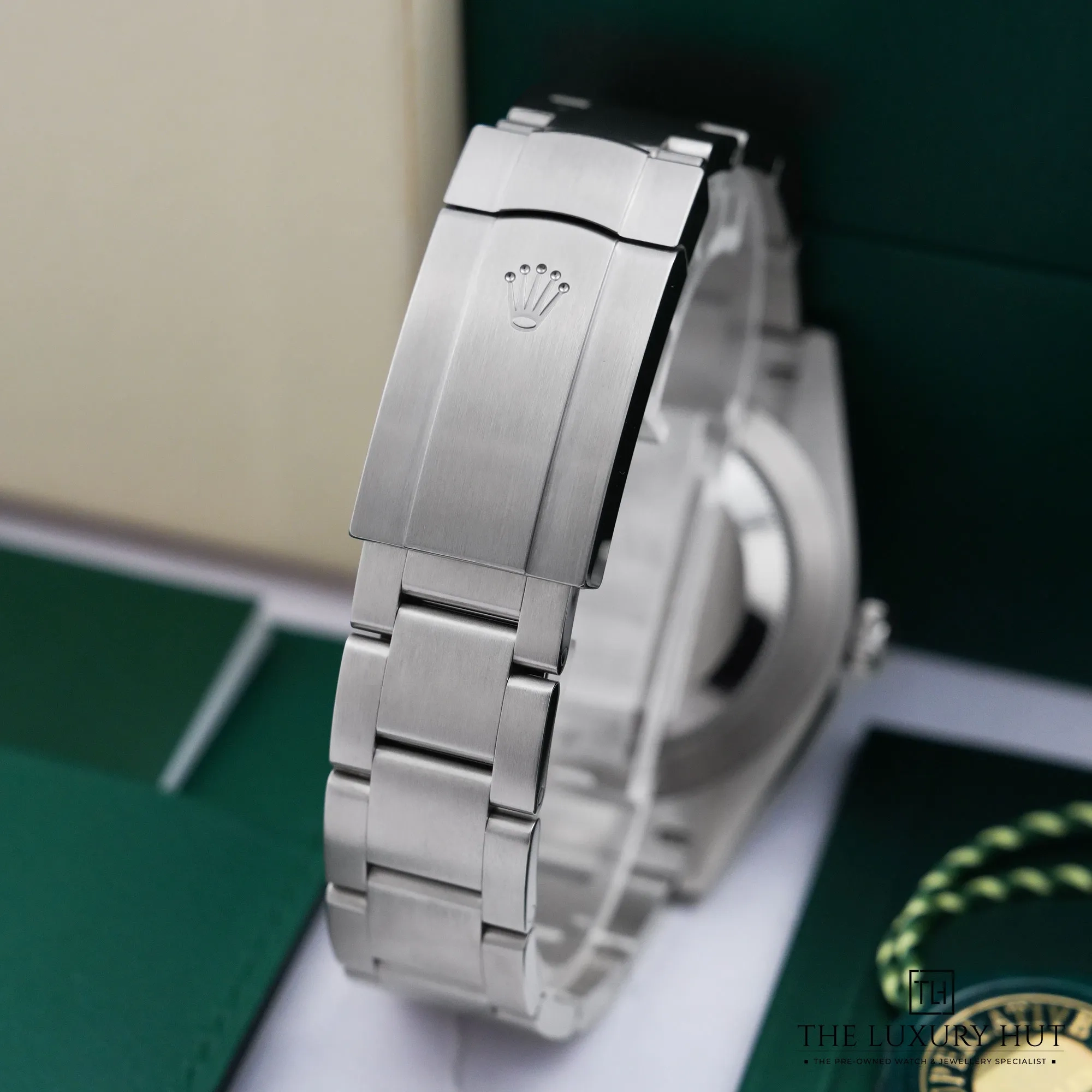 2026/10/d65dc716-9c56-4a47-9229-01a701578a3dRolex_Oyster_Perpetual_Steel_Blue_Dial_LB1065-e.jpg.webp