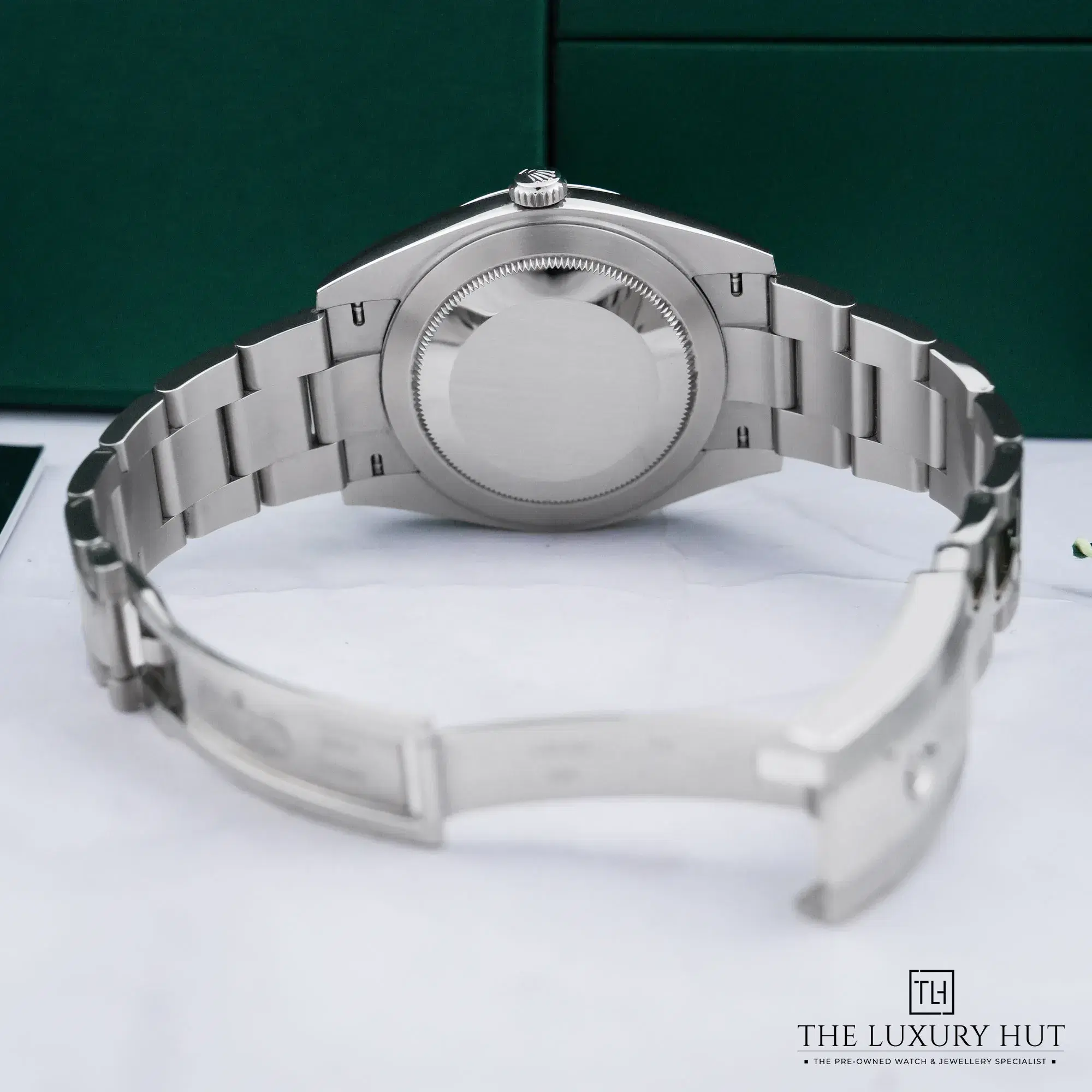 2026/10/de3febb6-bc36-4e22-83c5-6b512e85a85bRolex_Datejust_41_Steel_&_White_Gold_Mint_Green_53527-d.jpg.webp