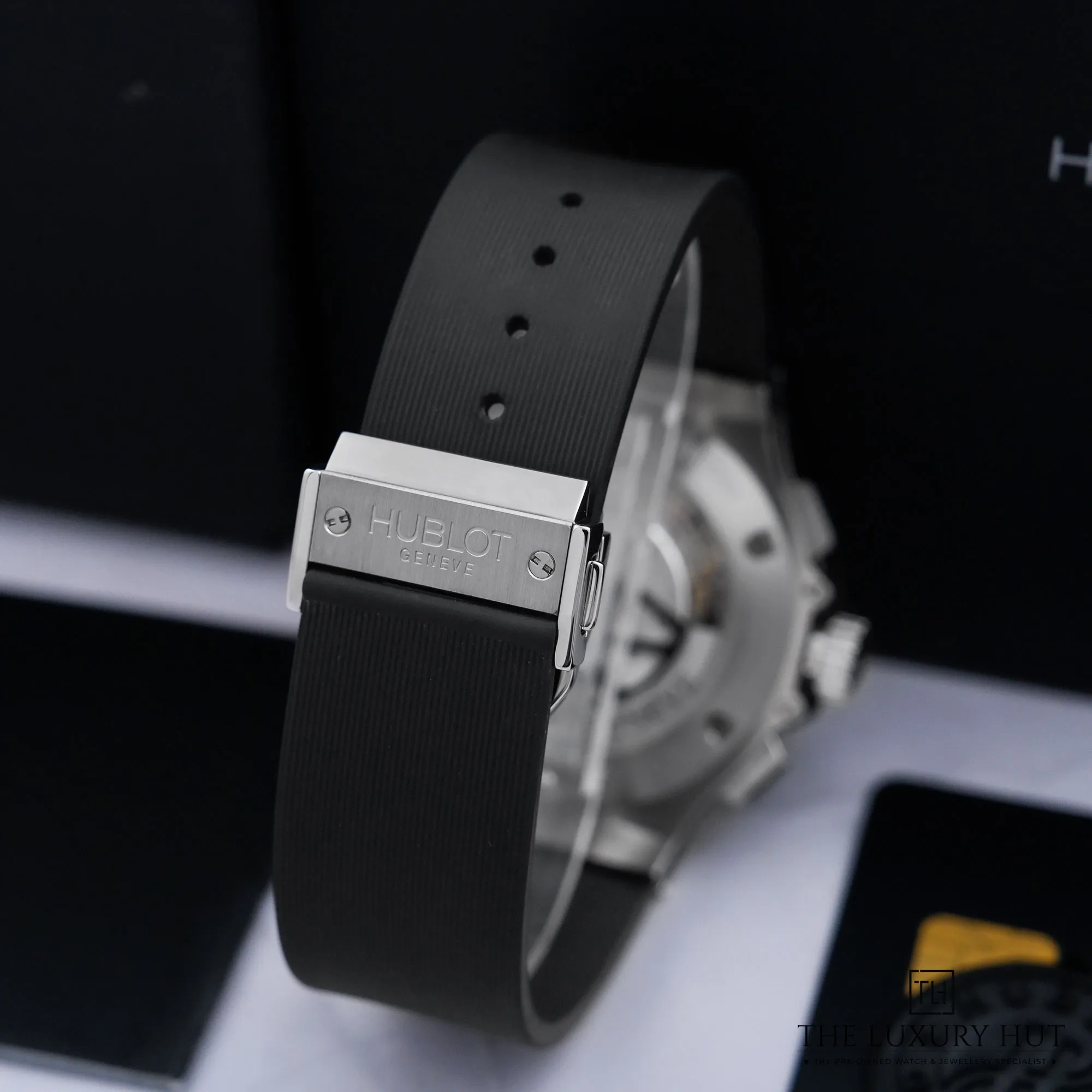 2026 10 e9c93353 df6c 4c88 a3fc f970a002b01dHublot Big Bang Ceramic Chronograph Black Carbon Fibre Effect 53439 e jpg webp