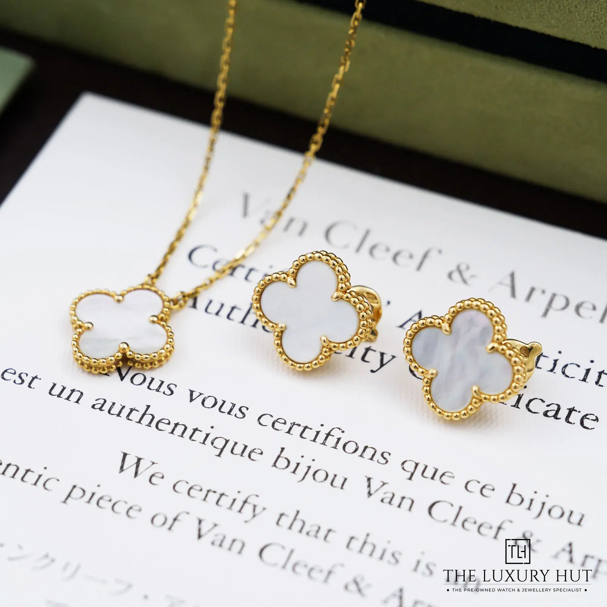 2026/10/fd85c7bc-e33f-4bed-ae24-ab5264d48c8cVan_Cleef_&_Arpels_Gold_MOP_Necklace_Earrings_Set_LB1078_LB1079-b.jpg.webp