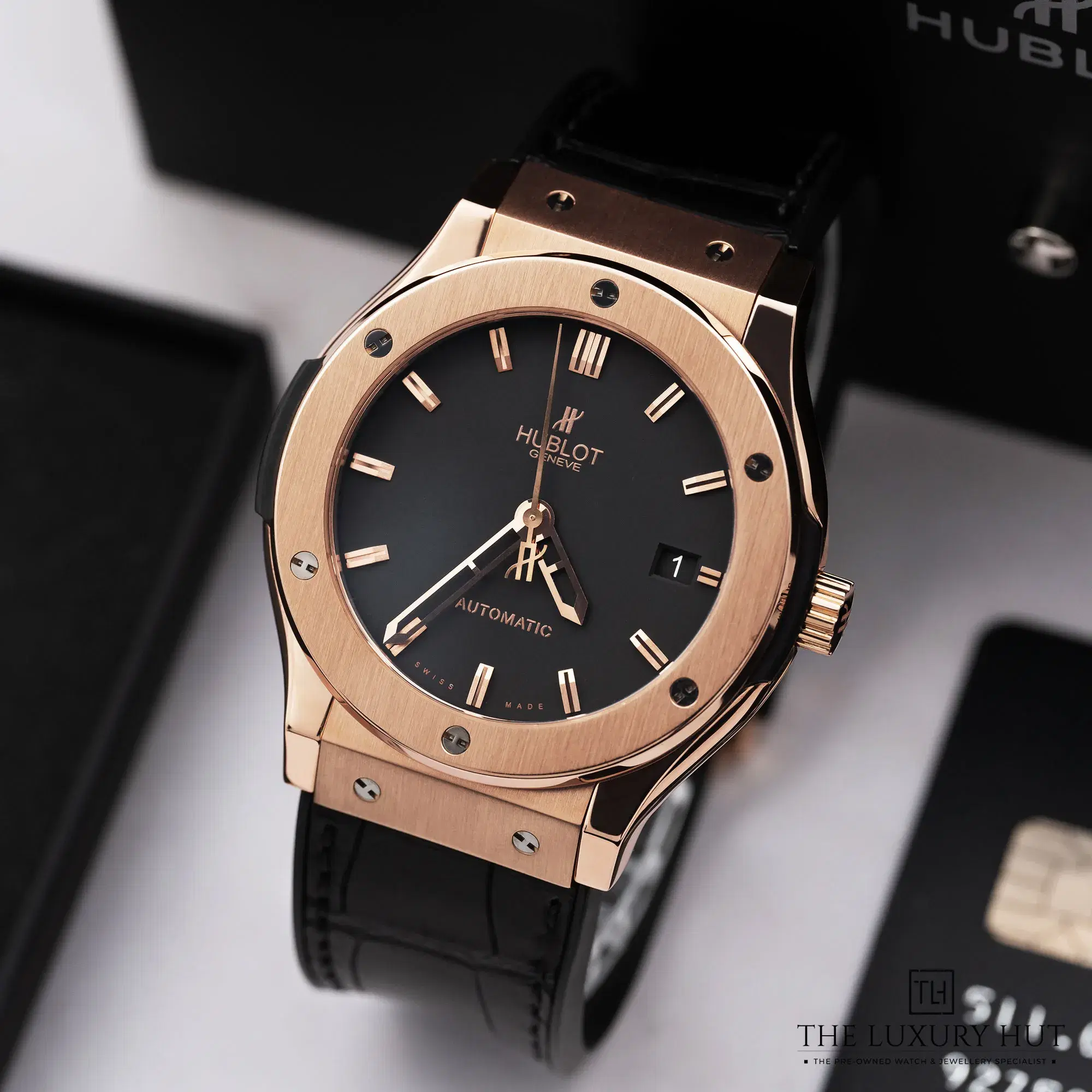 26967095-e691-4d77-a094-15dc42c6e6a4Hublot_Classic_Fusion_Rose_Gold_45mm_Black_52463-b.webp
