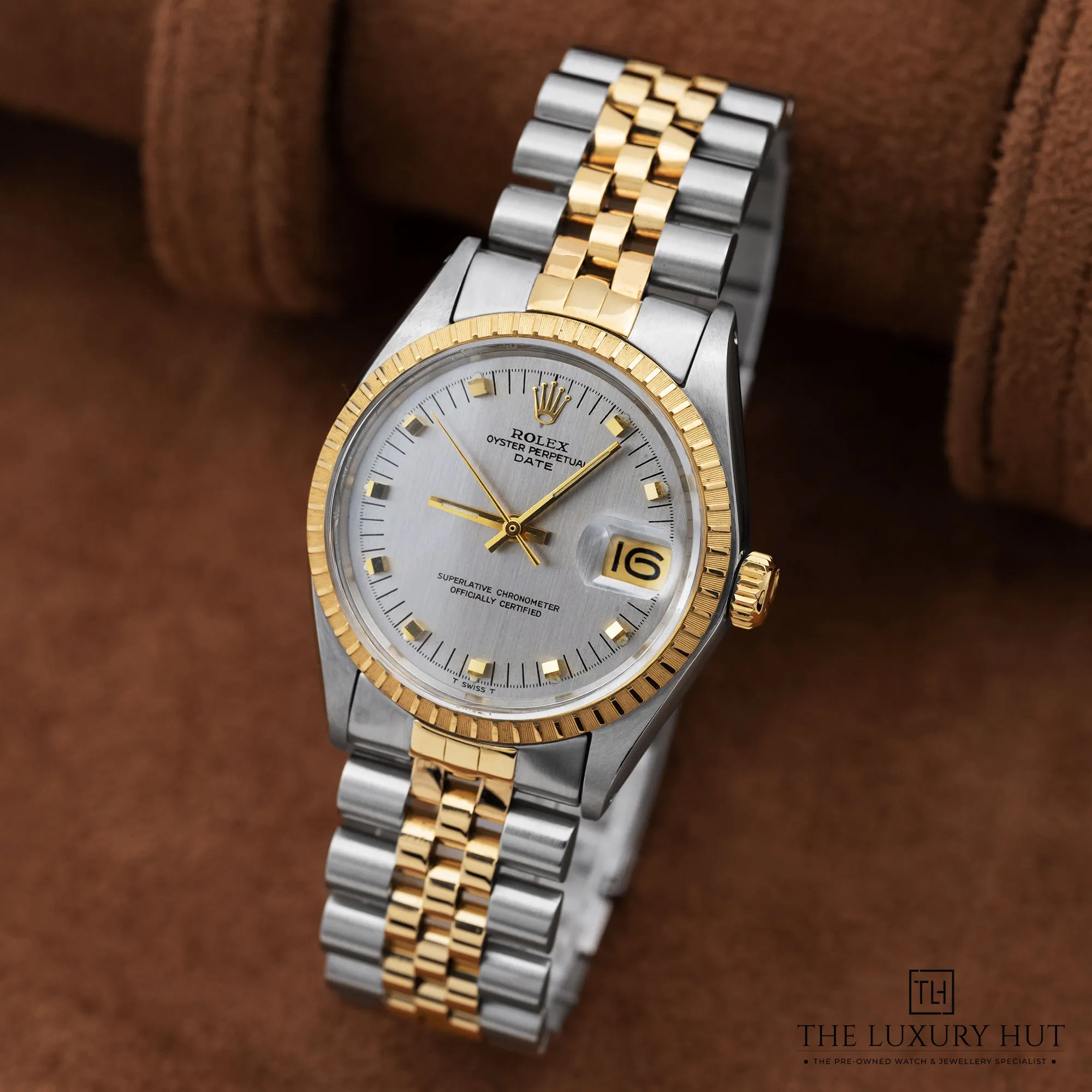 4f4825ae-a615-4e44-83e5-652662a62c37Vintage_Rolex_Oyster_Perpetual_Date_Steel_Gold_Grey_LB751-b.webp