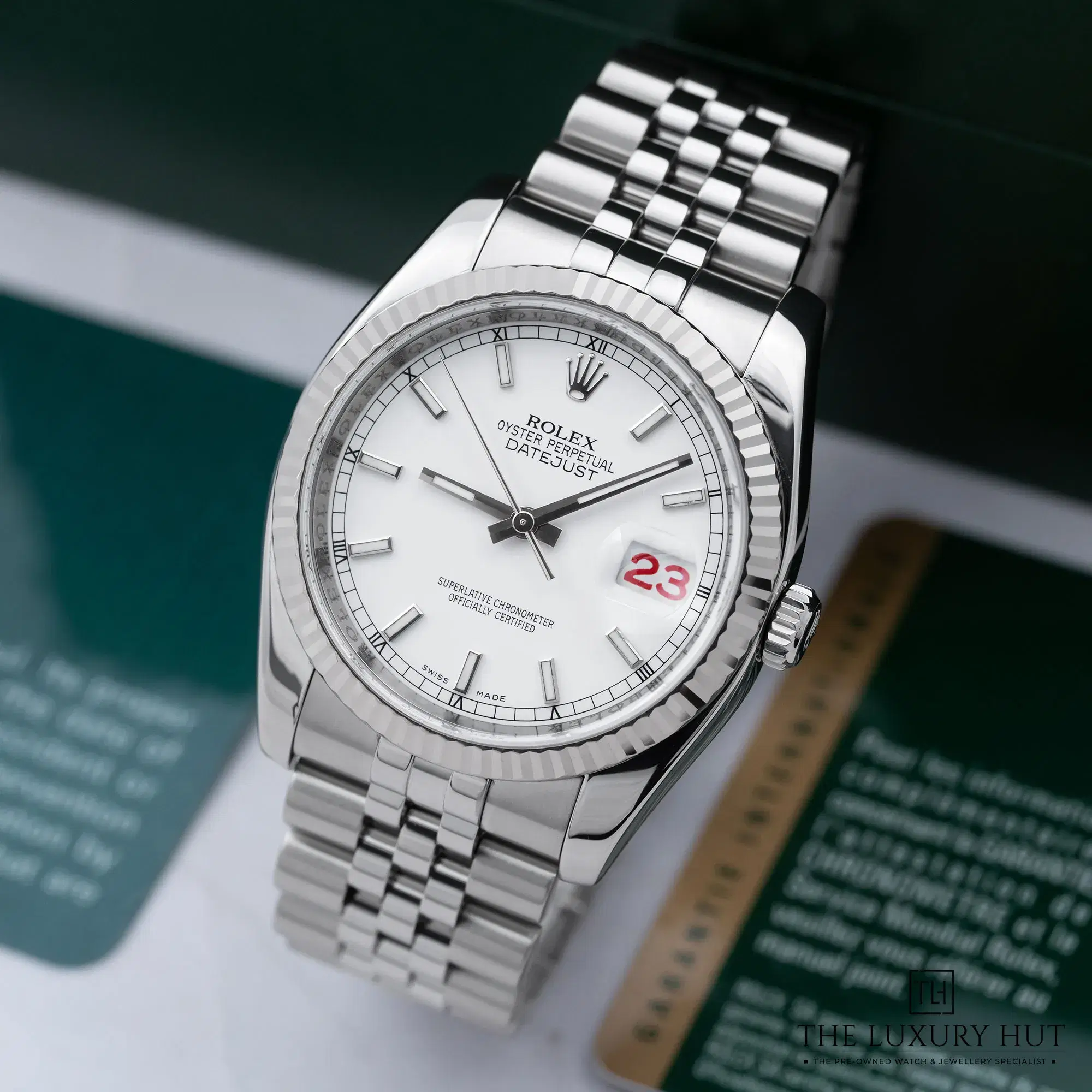 70073736-4f5e-469a-b3e6-a148466ea779Rolex_Datejust_36_Steel_White_Baton_Roulette_52393-b.webp