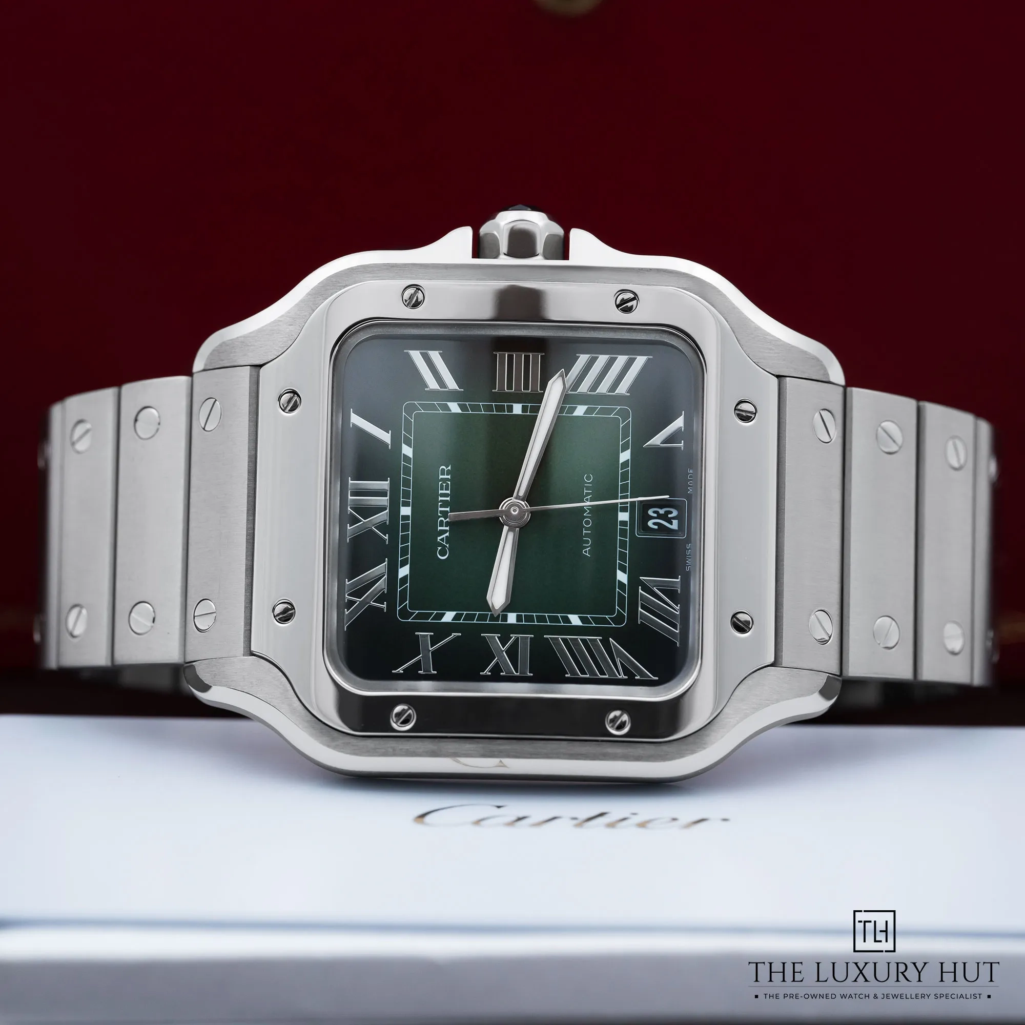 7b476a20-edad-4dbf-9b7f-f2984a096a76Cartier_Santos_De_Cartier_Large_39.8_Green_Roman_52398-b.webp