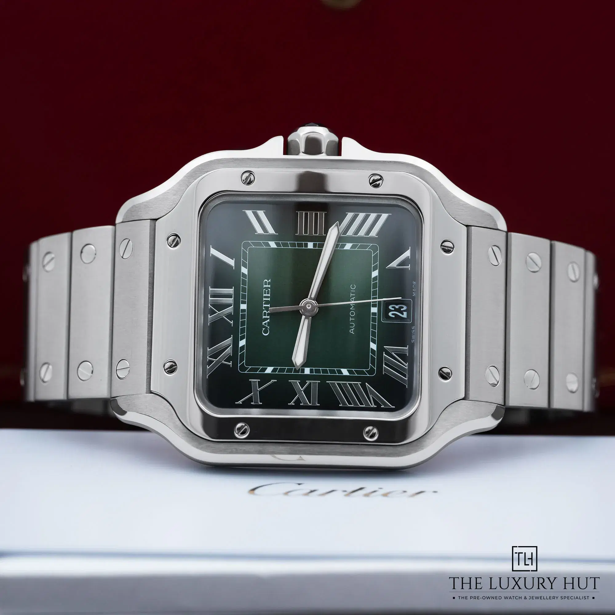 7b476a20-edad-4dbf-9b7f-f2984a096a76Cartier_Santos_De_Cartier_Large_39.8_Green_Roman_52398-b.webp