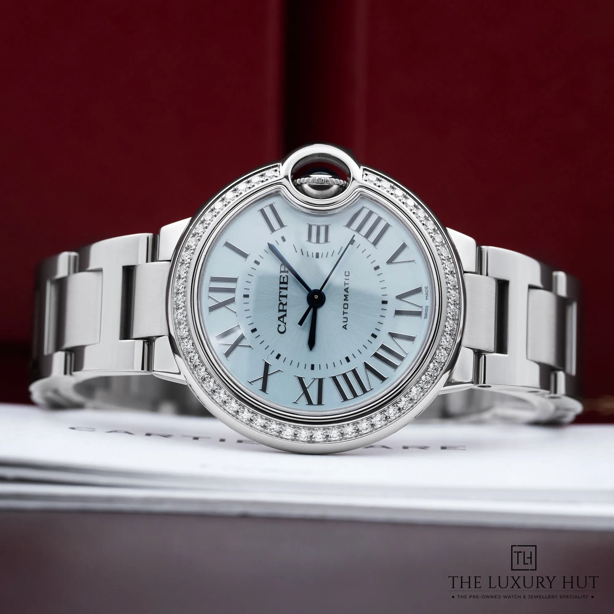 8ab12005-b9b6-4ed3-8529-70860ea03d93Cartier_Ballon_Bleu_33mm_Steel_Blue_LB741-e.webp