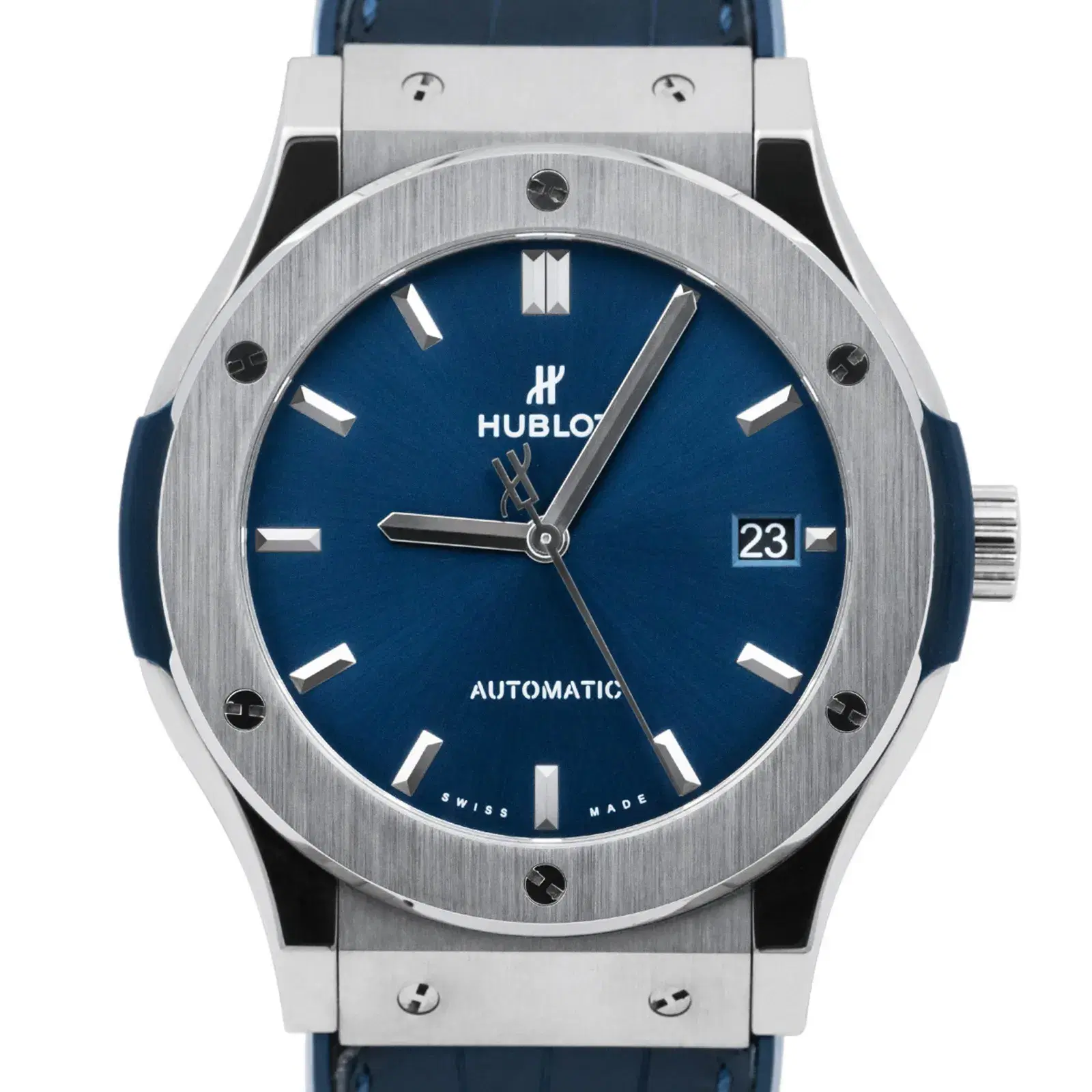 a19f7c13-68fc-4367-9fcd-afb1f73a95d8Hublot_Classic_Fusion_Titanium_45mm_Blue_Baton_52400-cr.webp
