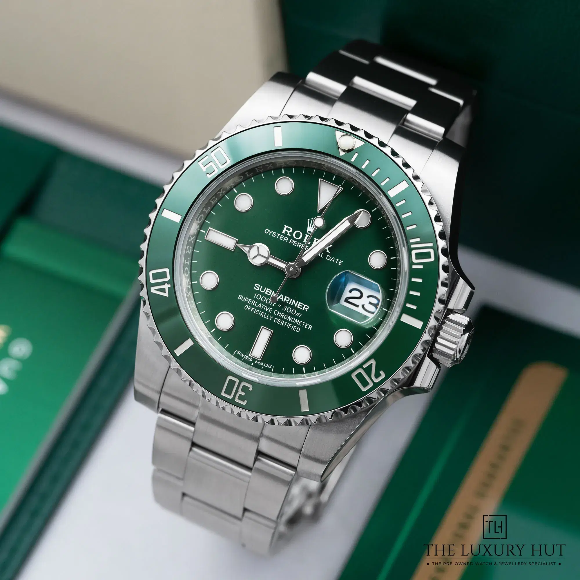 b6e216ca-25a5-426c-9e57-3c0efb50622cRolex_Submariner_HULK_Steel_40mm_Green_Dial_LB762-b.webp
