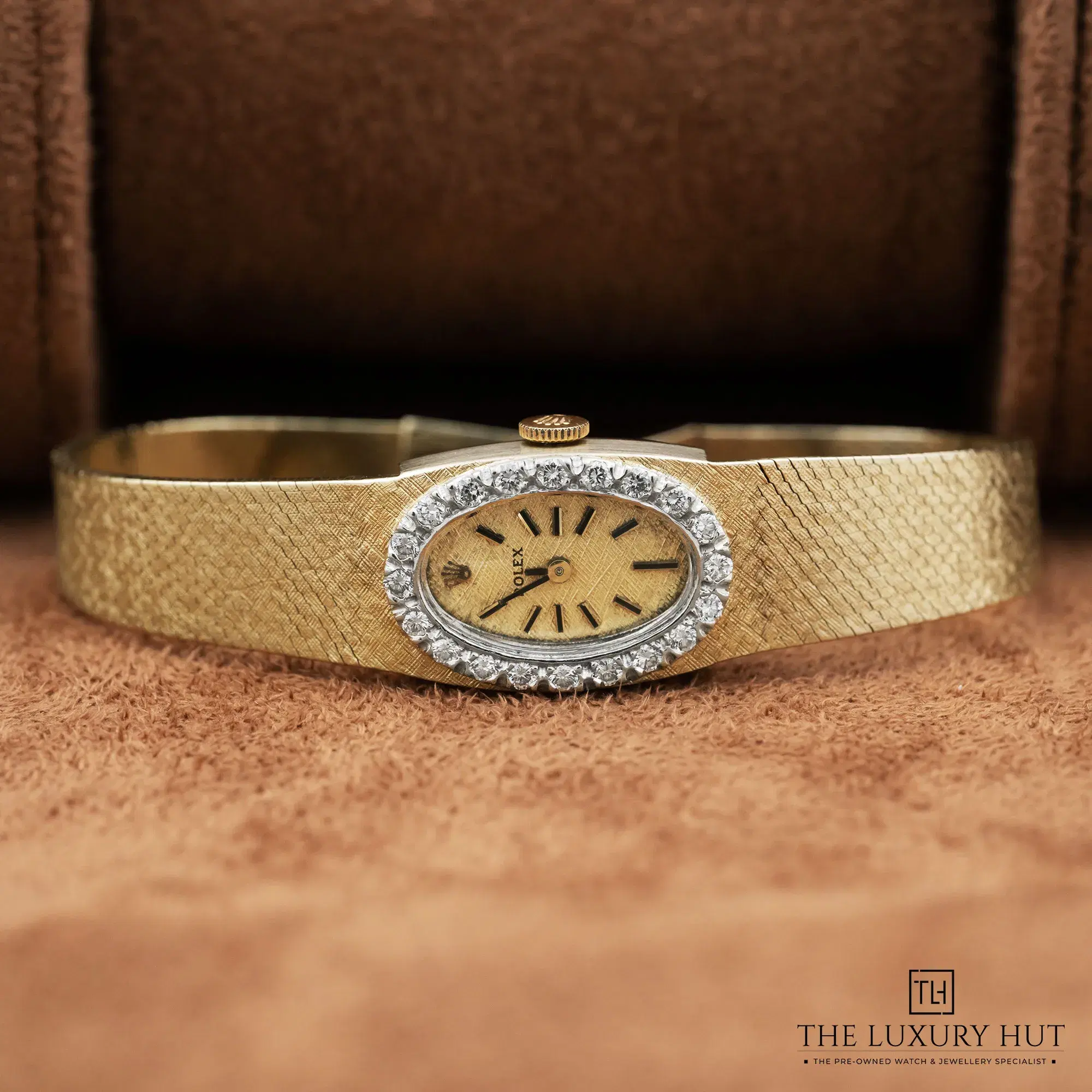 b6f23c8f-92d5-4490-a720-8702ff16ee1aVintage_Ladies_Rolex_Precision_Cocktail_Gold_51933-b.webp