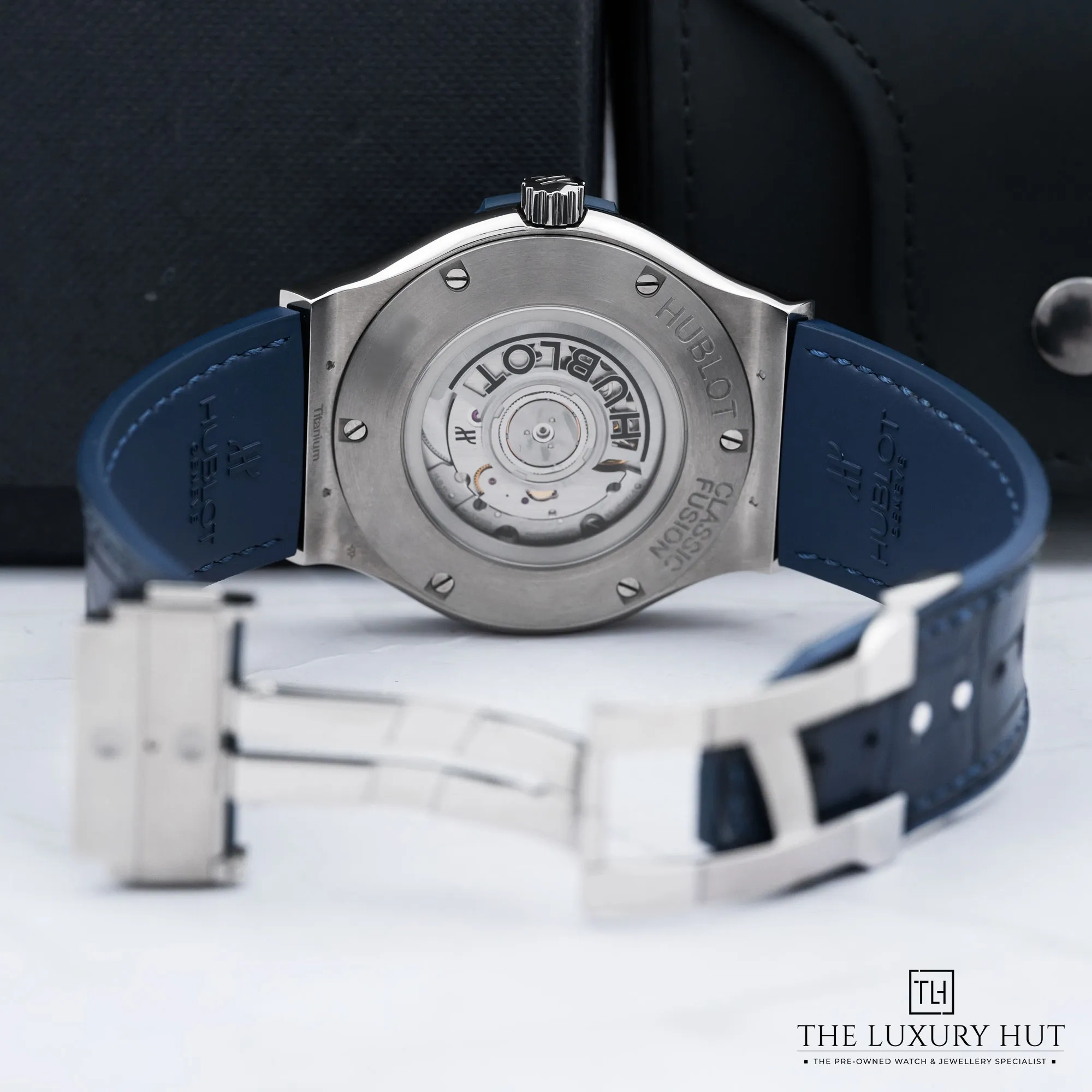 bbc3f43f-dc5d-46d6-a2e3-4f970f5cbe58Hublot_Classic_Fusion_Titanium_45mm_Blue_Baton_52400-c.webp