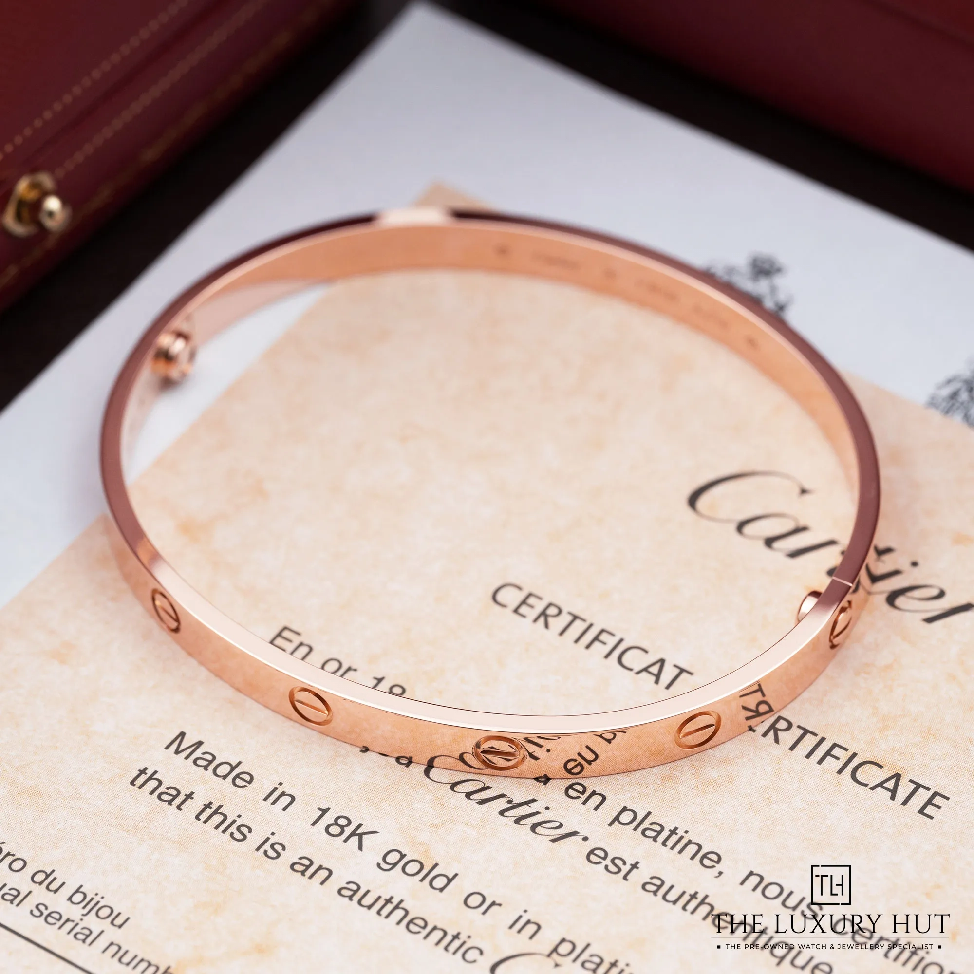bf9522f3-4dae-4219-b4f8-61bb3e122416Cartier_18ct_Rose_Gold_Love_Bangle_Classic_Model_LB755-c.webp