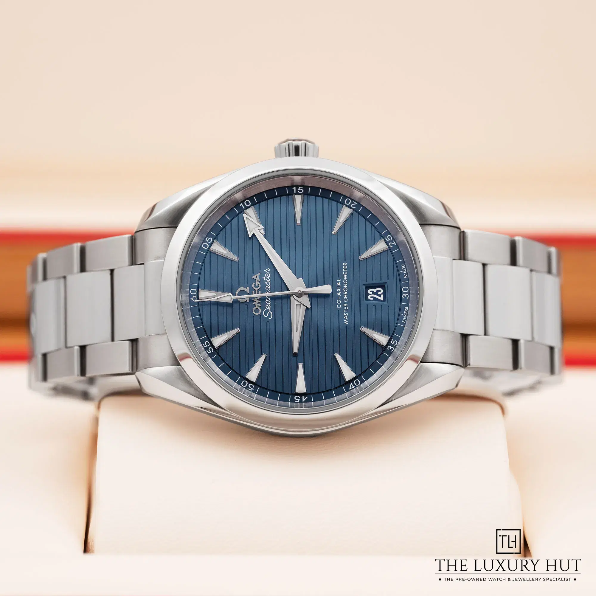 c2998024-34ab-4cce-8e47-ec16142180aaOmega_Seamaster_Aqua_Terra_38mm_Blue_Dial_LB783-b.webp