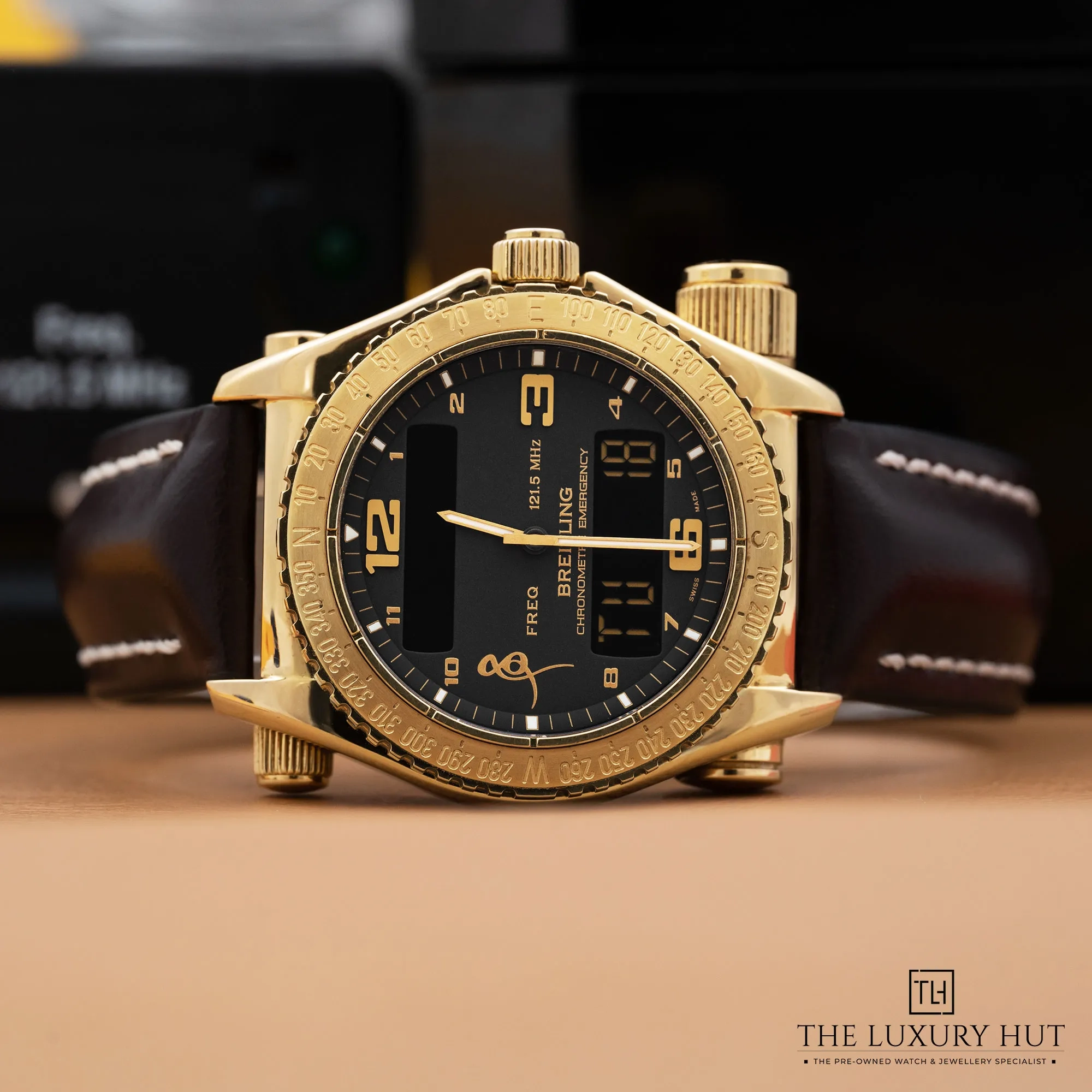 e4b5d2f0-ae99-4ddb-8790-d7aa0a248baaBreitling_Emergency_Jordanian_Military_Black_52412-c.webp