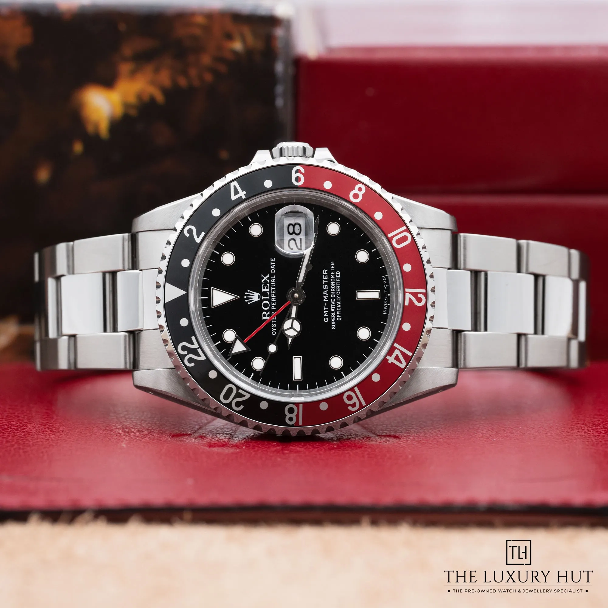 fa68e99d-62e3-450c-8a5e-28a9865f8e22Rolex_GMT-Master_Coke_Update_LB690-bb.webp